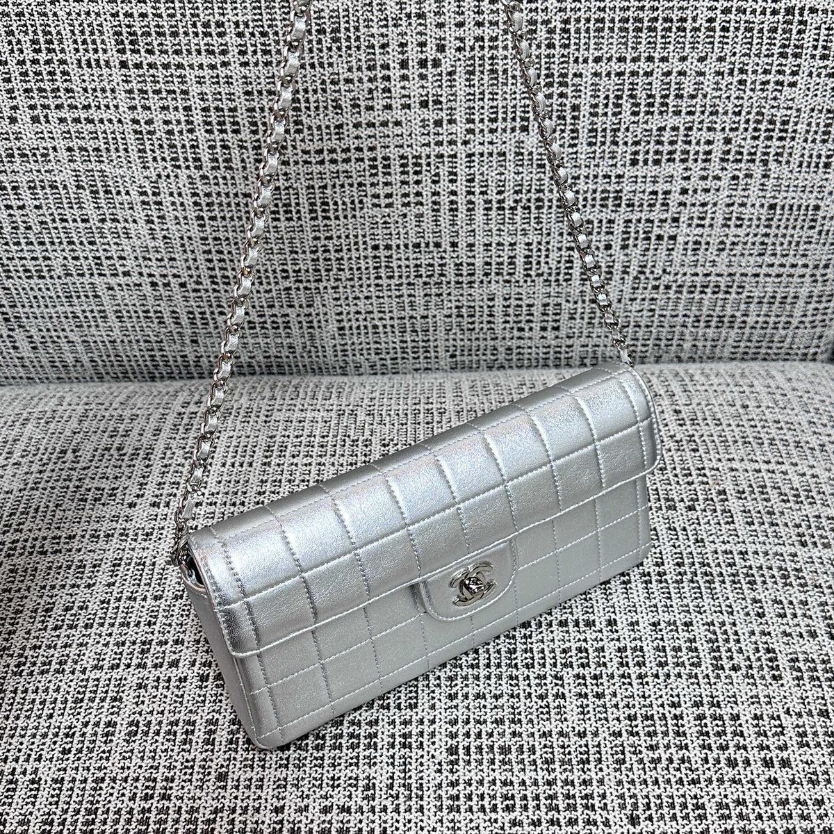 CC East-West Flap Bag 26cm Silver Lambskin