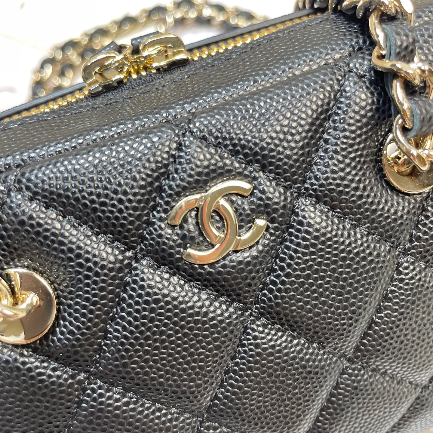 CC 26P Bowling Bag Chain Strap 19.5cn Black Caviar Cowhide GHW