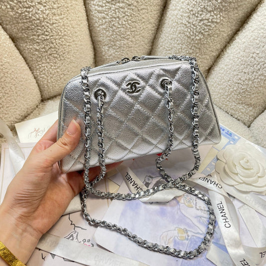 CC 26P Bowling Bag Chain Strap 19.5cn Silver Metallic Caviar Cowhide