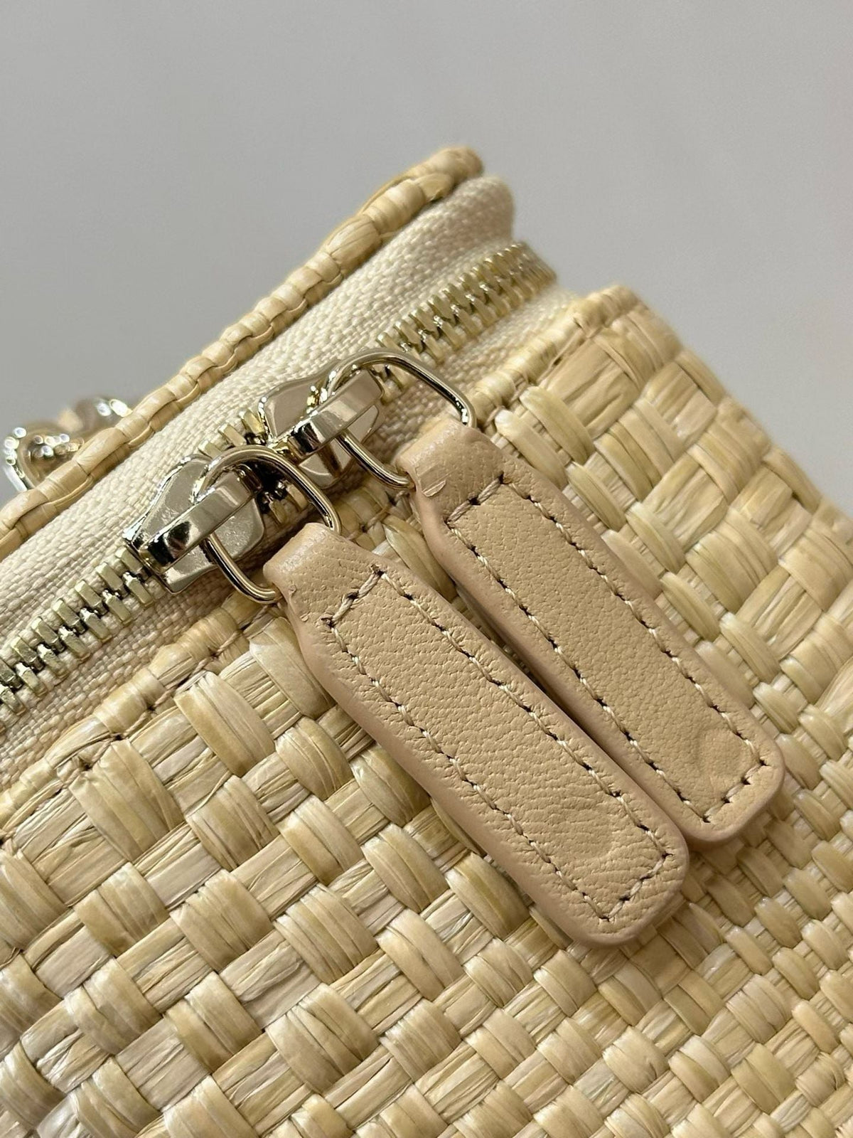 CC Vanity Clutch With Chain 18.5cm Beige Raffia & Lambskin 292226