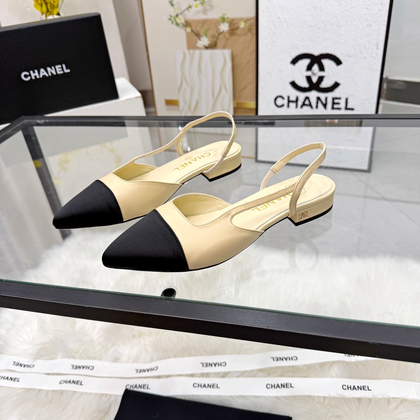 CC Slingback Flats Beige Cowhide Leather 873860