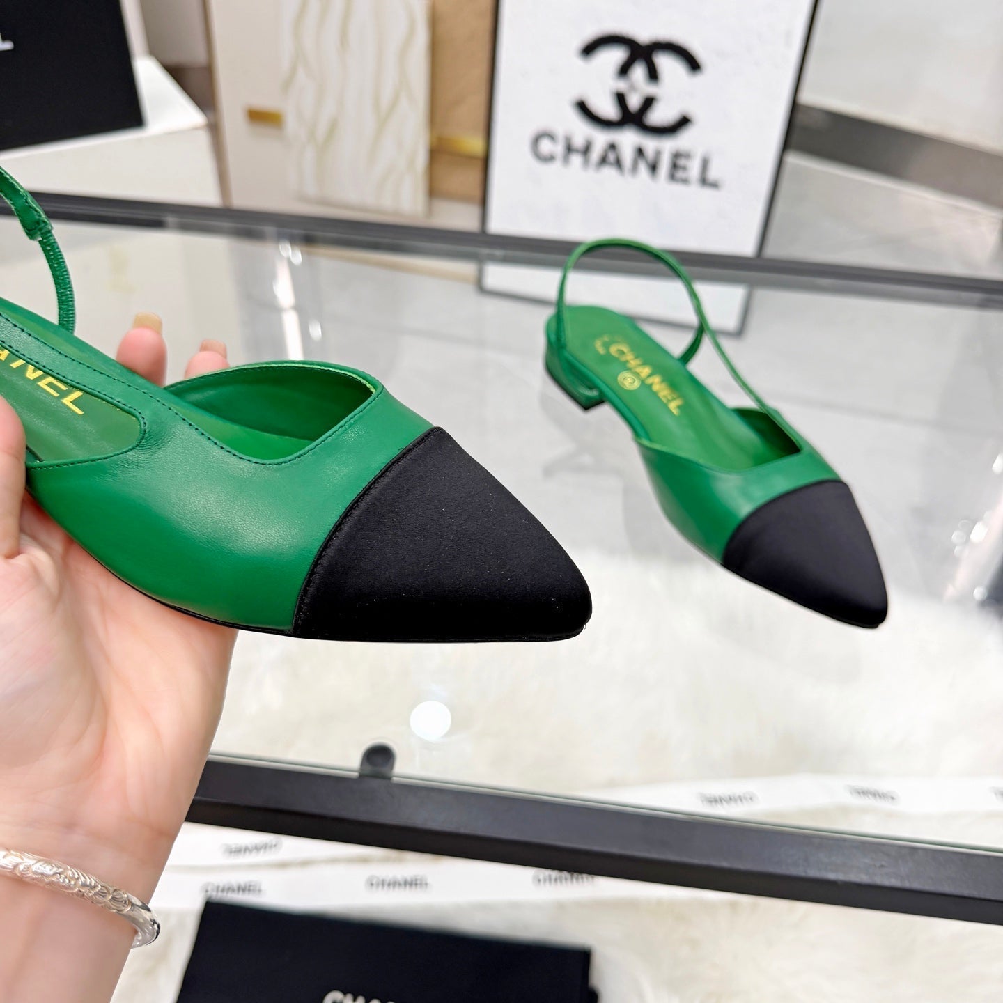 CC Slingback Flats Green Cowhide Leather 873861