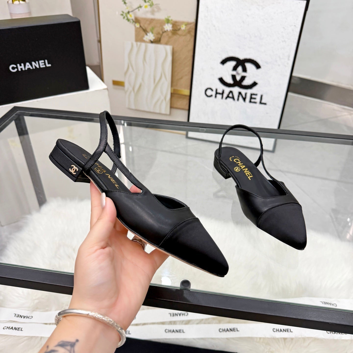 CC Slingback Flats Black Cowhide Leather 873858