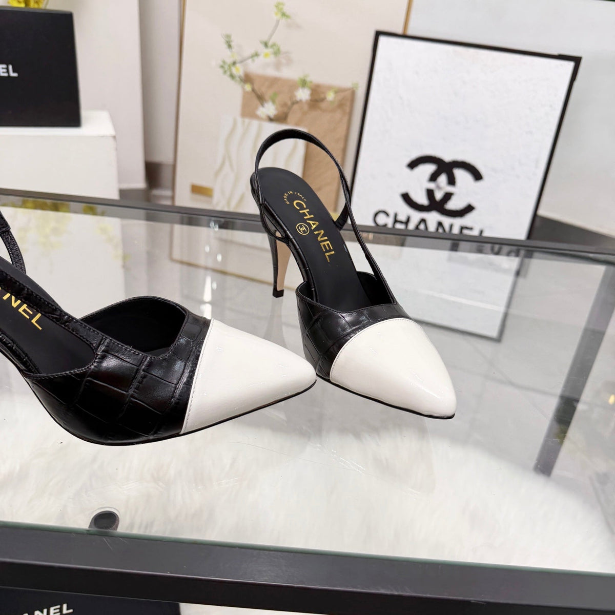 CC Crocodile-Embossed Slingback Pumps Black Cowhide Leather 873844