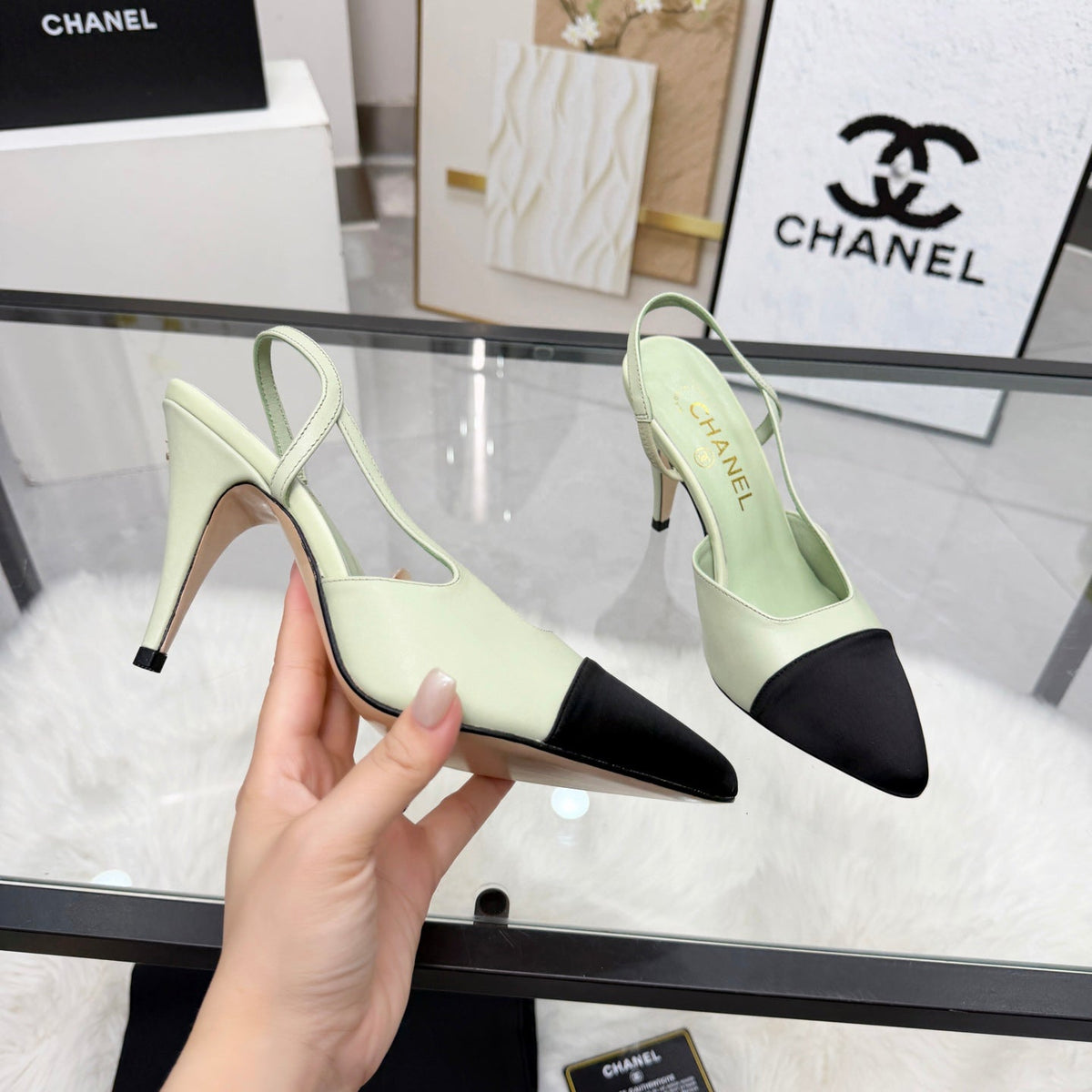 CC Slingback Pumps Lime Green Cowhide Leather 873846
