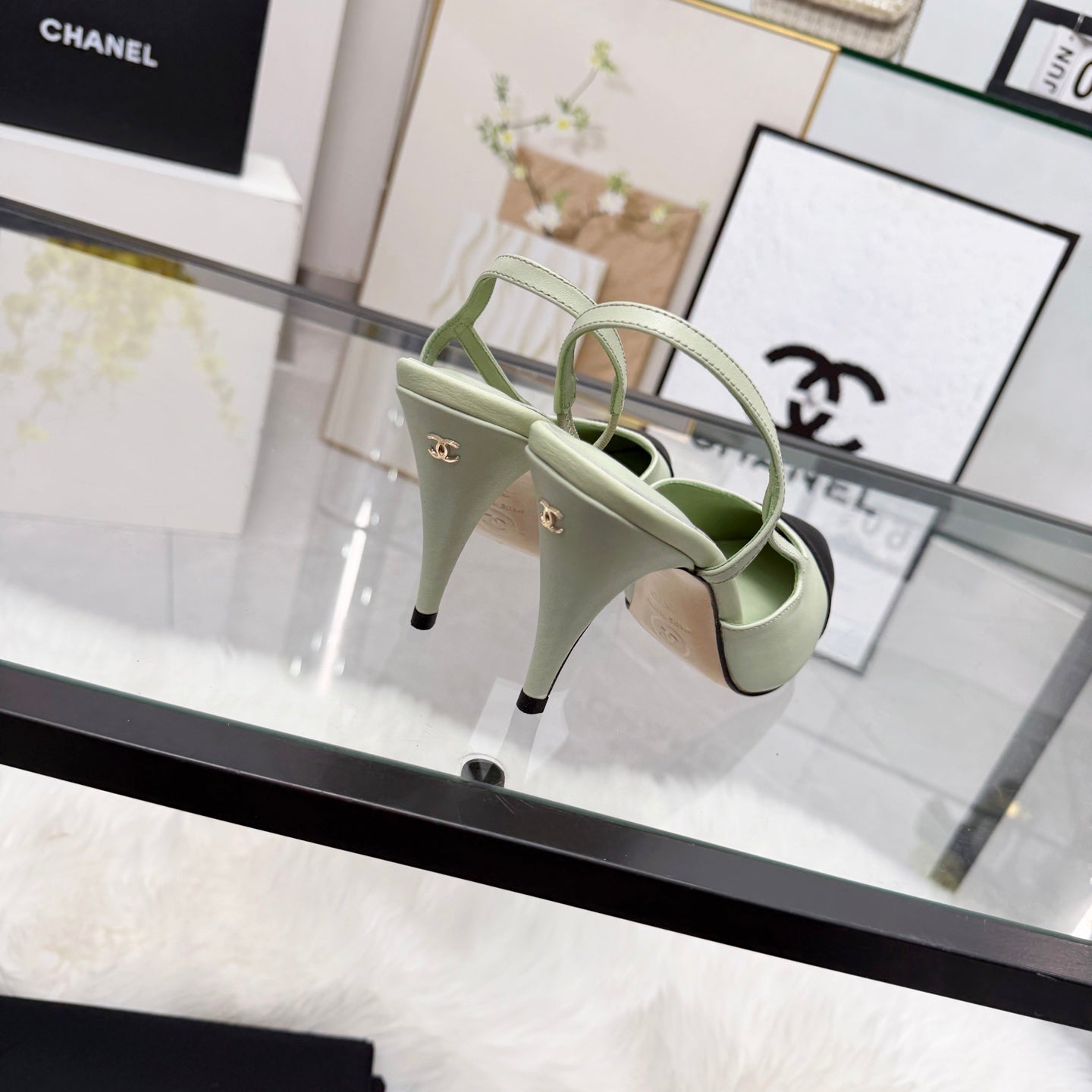 CC Slingback Pumps Lime Green Cowhide Leather 873846