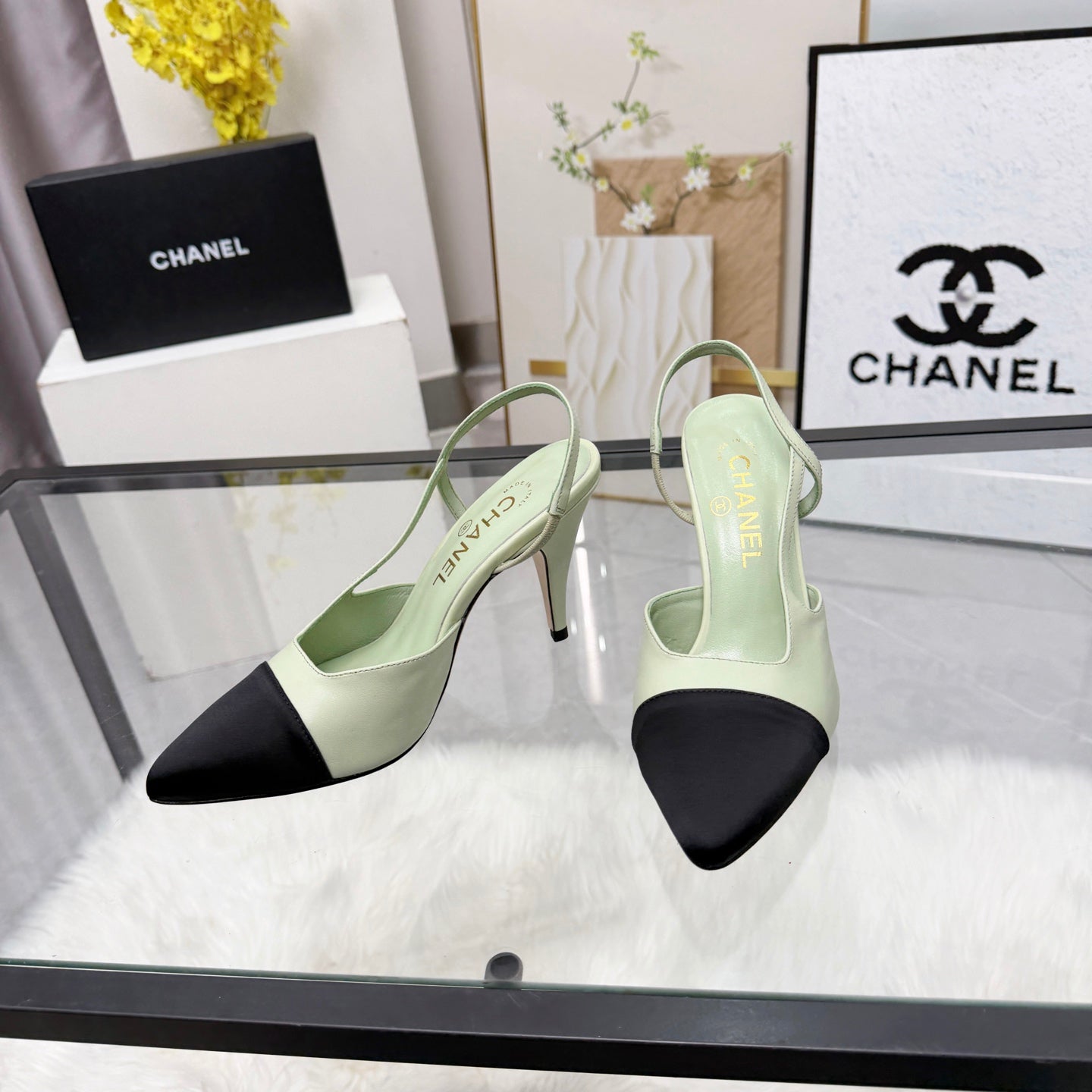 CC Slingback Pumps Lime Green Cowhide Leather 873846