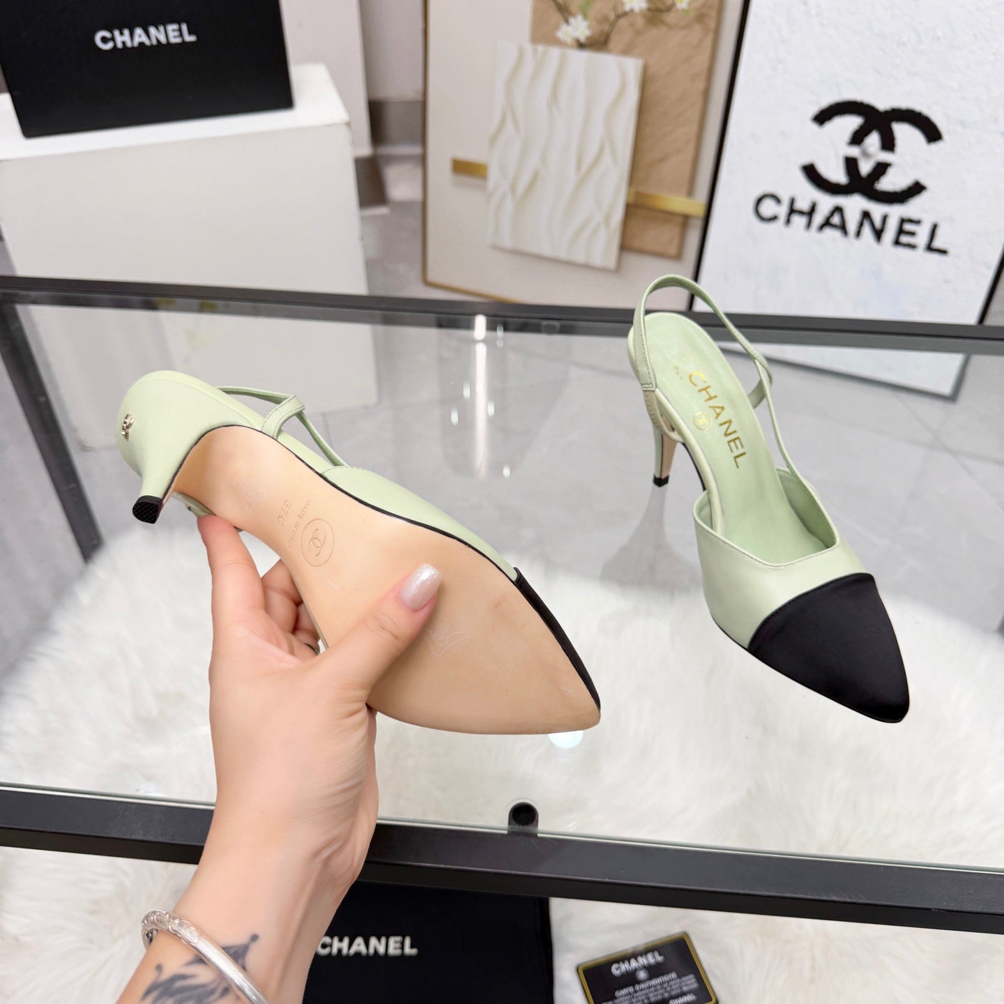 CC Slingback Pumps Lime Green Cowhide Leather 873846