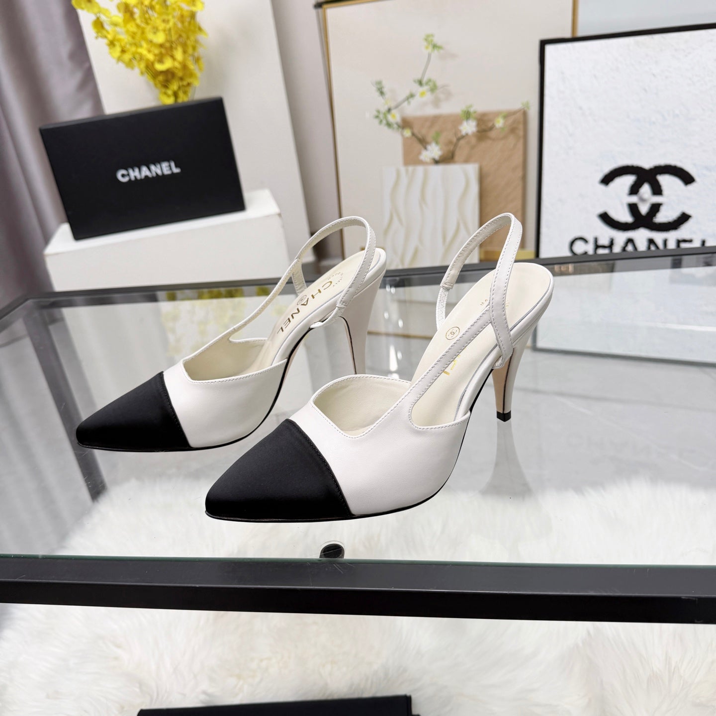 CC Slingback Pumps White Cowhide Leather 873848