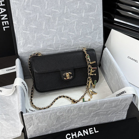 CC 26s Métiers d'Art Small Flap Bag 22 Black Grained Leather & Enamel Charms