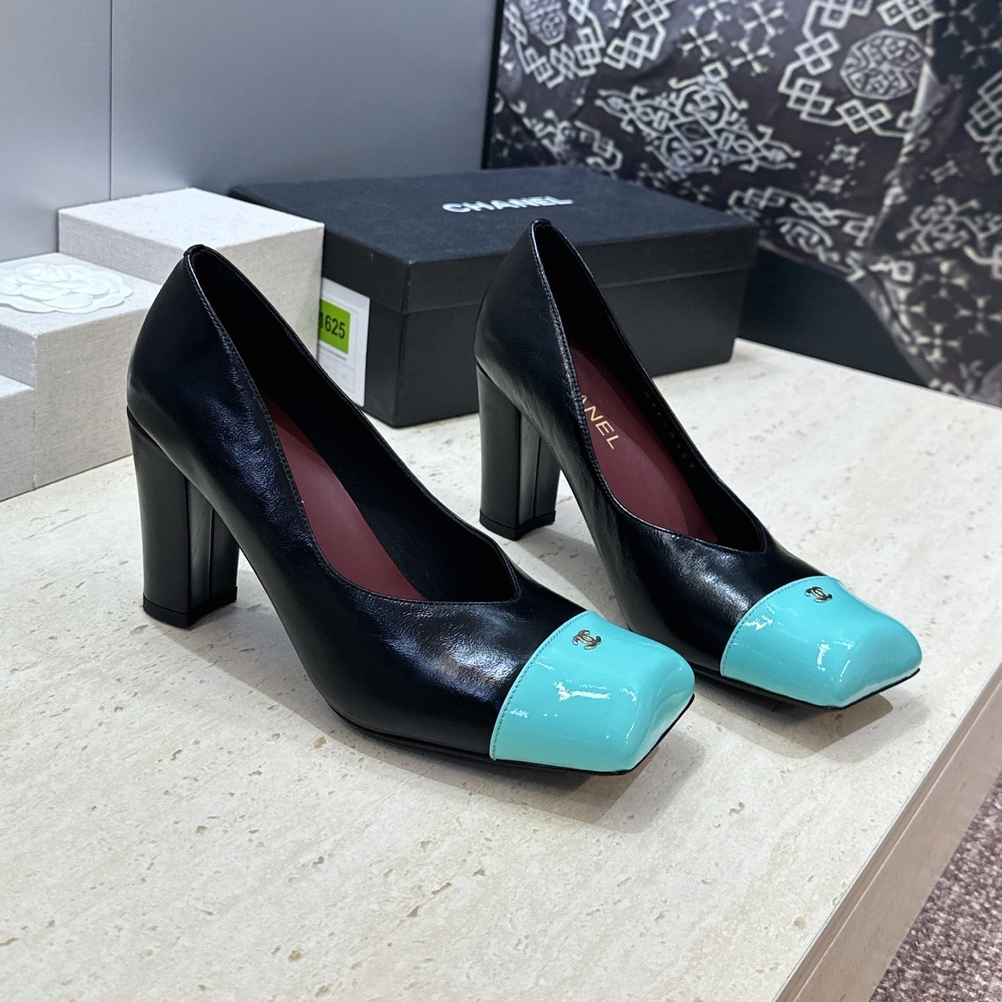 CC Square Toe Block Heel Pumps 90mm Black Teal Patent Leather 896863