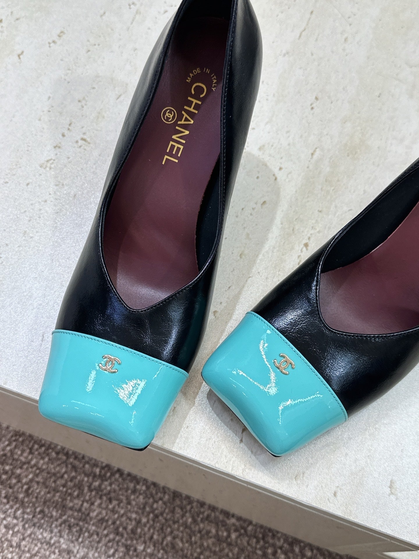 CC Square Toe Block Heel Pumps 90mm Black Teal Patent Leather 896863