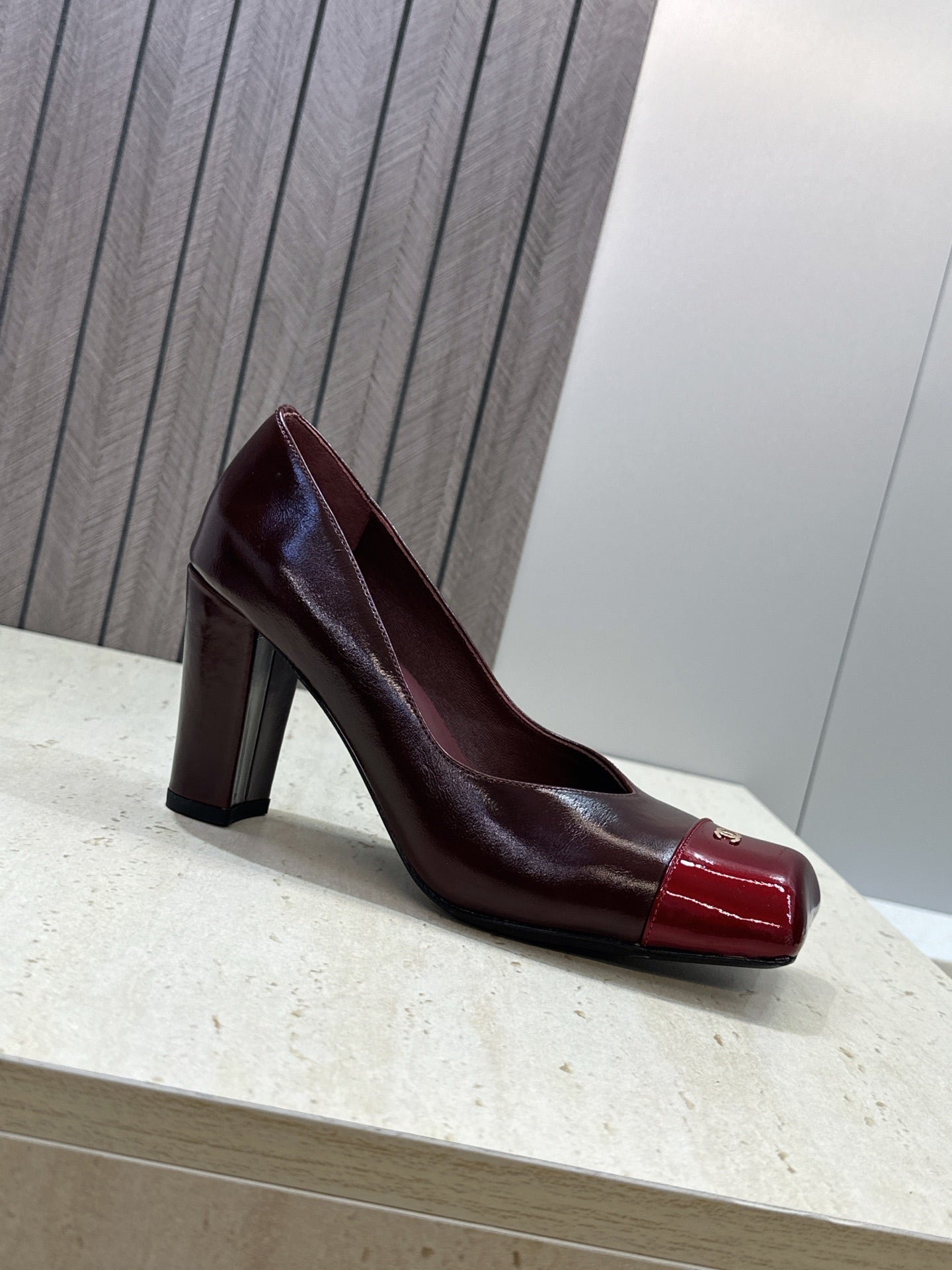 CC Square Toe Block Heel Pumps 90mm Burgundy Patent Leather 896862