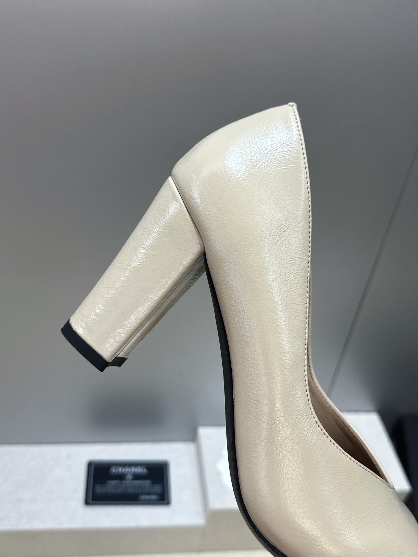 CC Square Toe Block Heel Pumps 90mm Beige Black Patent Leather 896861
