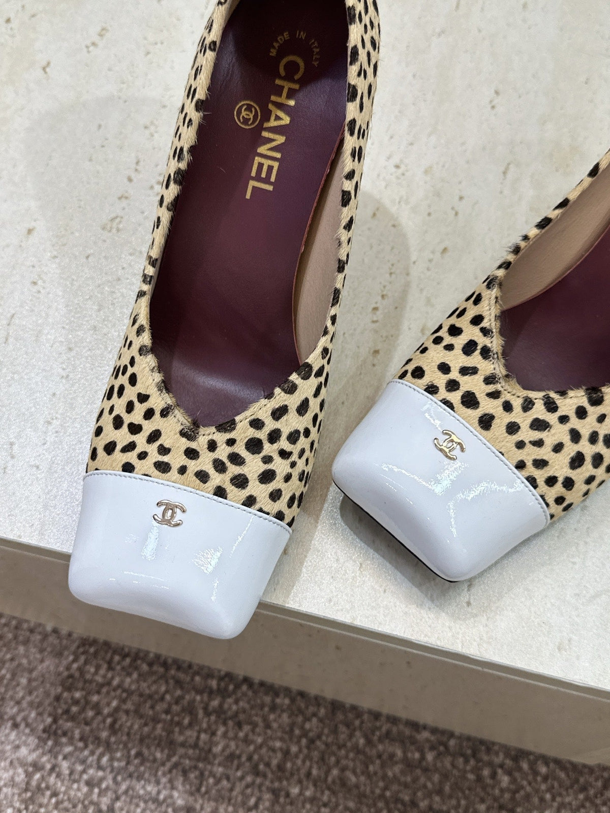 CC Cap Toe Pumps 90mm Leopard Beige White Pony Hair & Patent Leather 896860