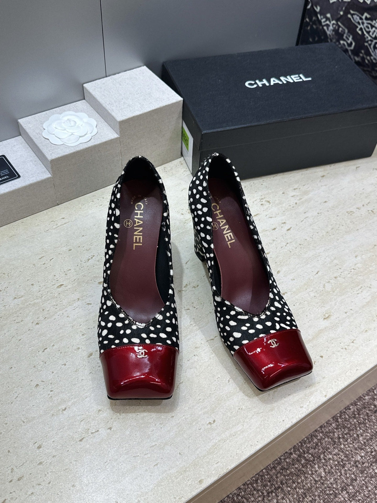 CC Cap Toe Pumps 90mm Leopard Black Burgundy Pony Hair & Patent Leather 896859