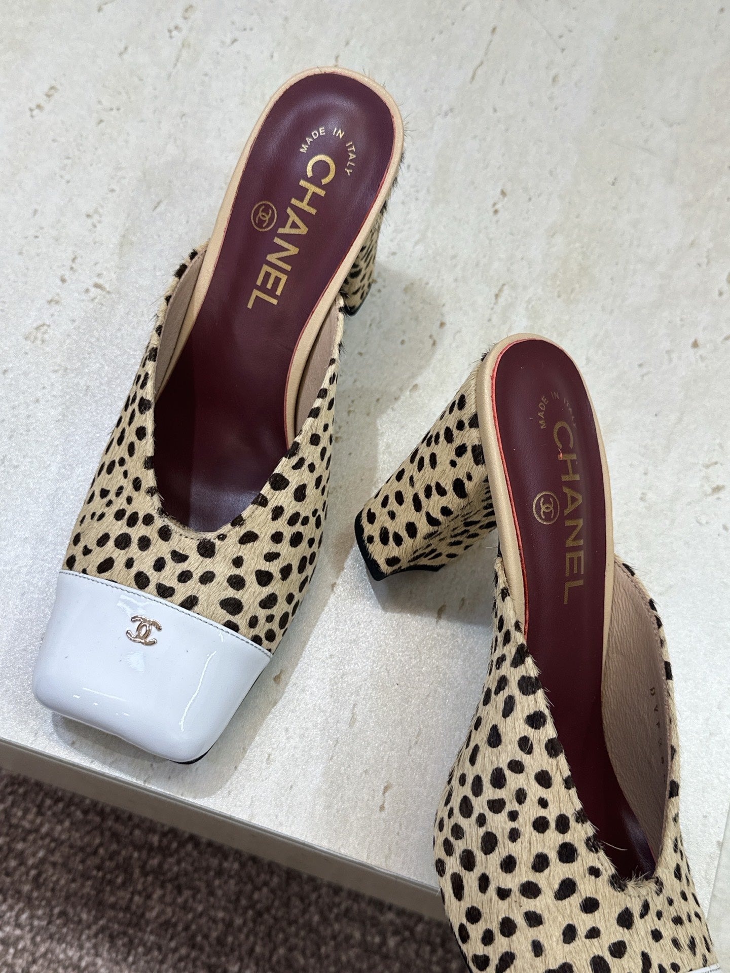 CC Cap Toe Mules 90mm Leopard Beige White Pony Hair & Patent Leather 896857