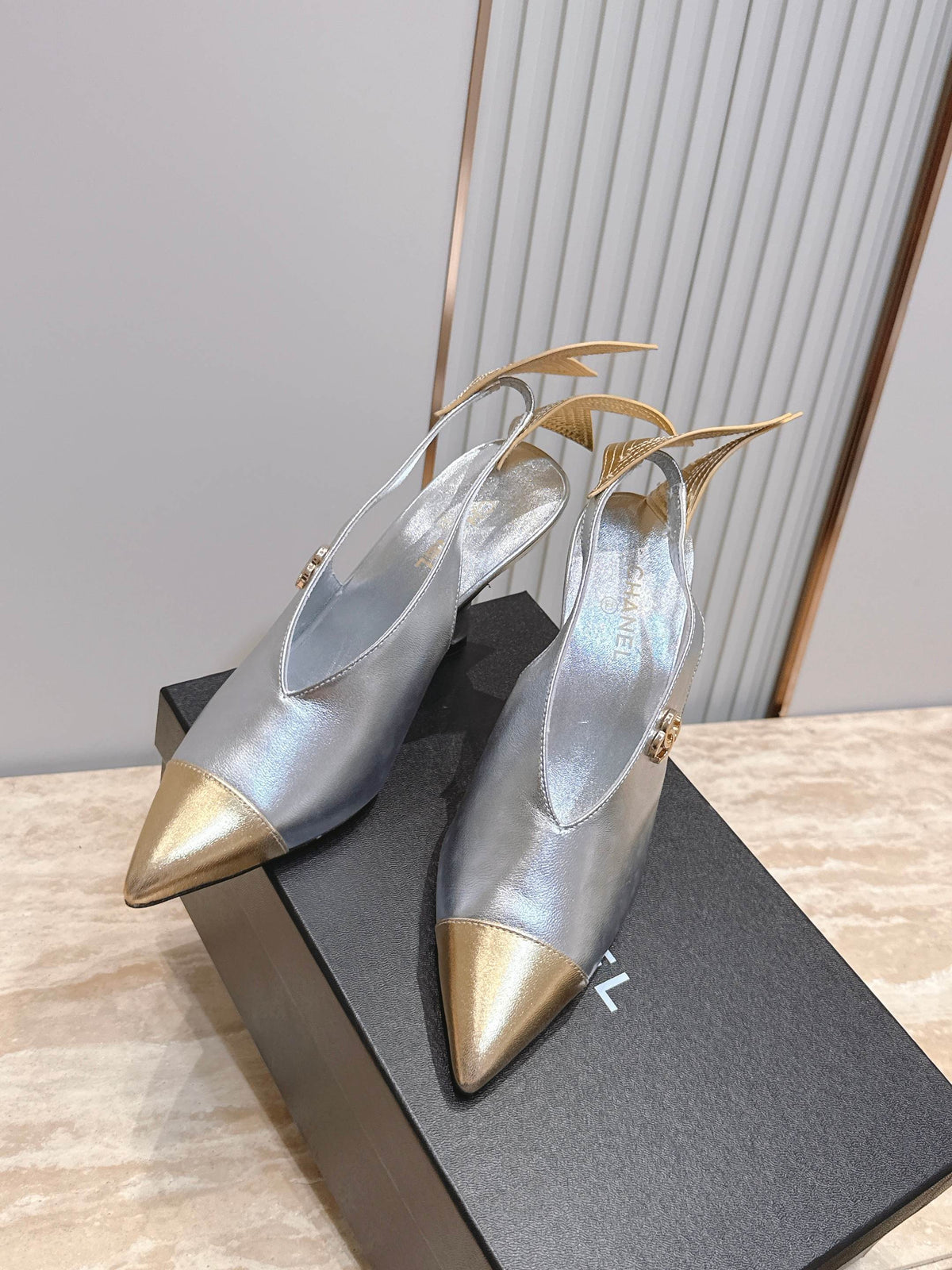 CC Métiers d’art 2026 Slingbacks 9.5cm Silver Metallic Lambskin 898982