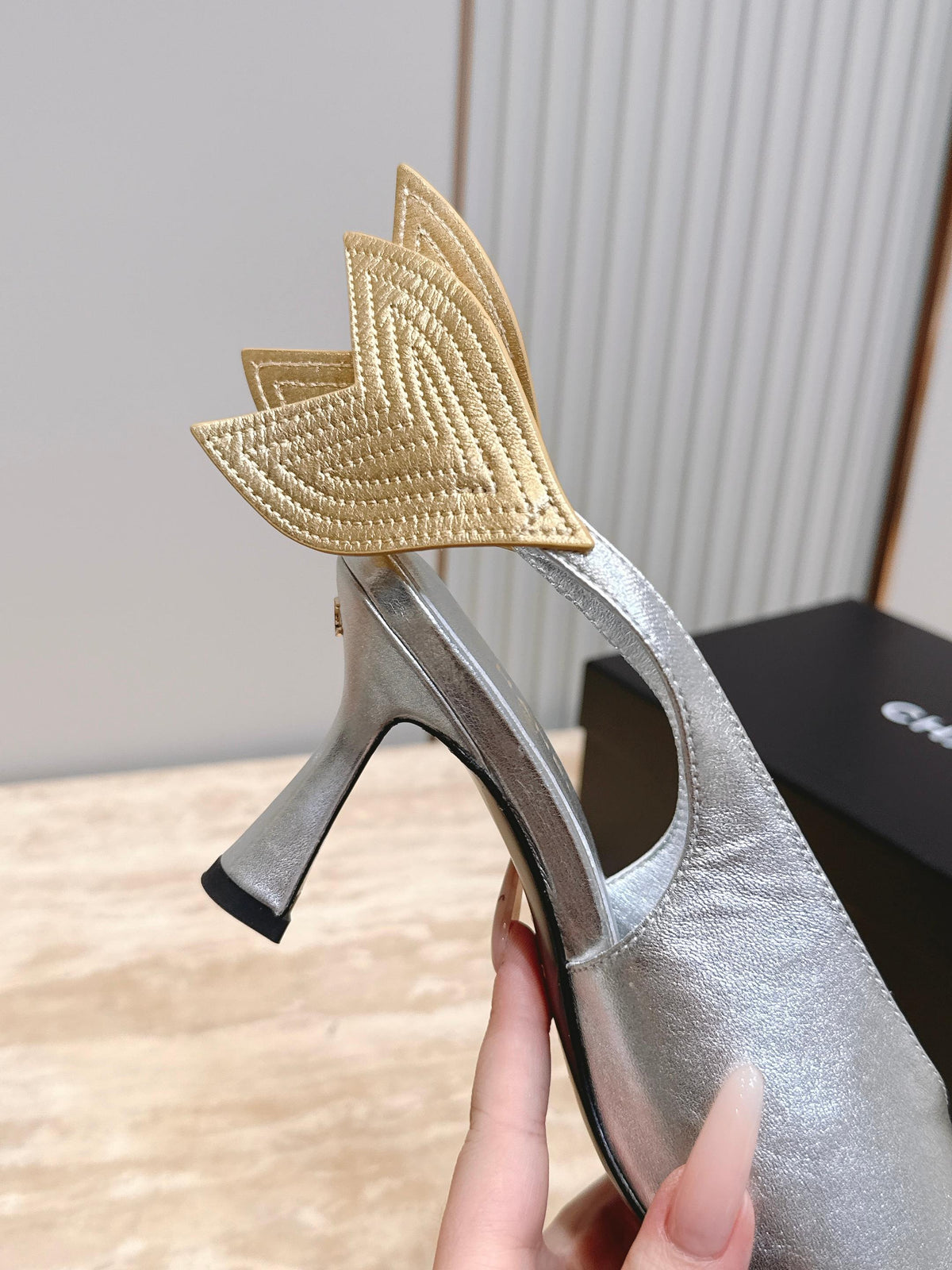 CC Métiers d’art 2026 Slingbacks 9.5cm Silver Metallic Lambskin 898982