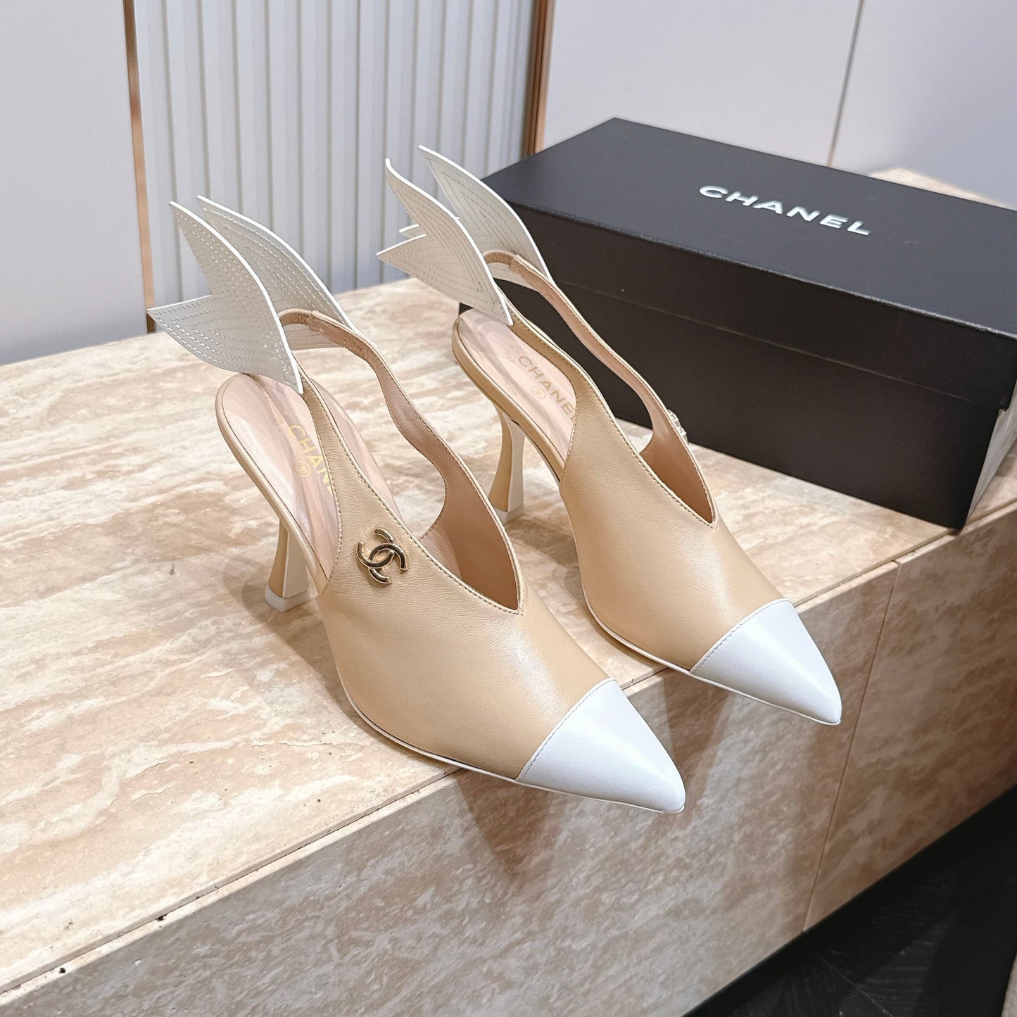 CC Métiers d’art 2026 Slingbacks 9.5cm Beige Lambskin 898980