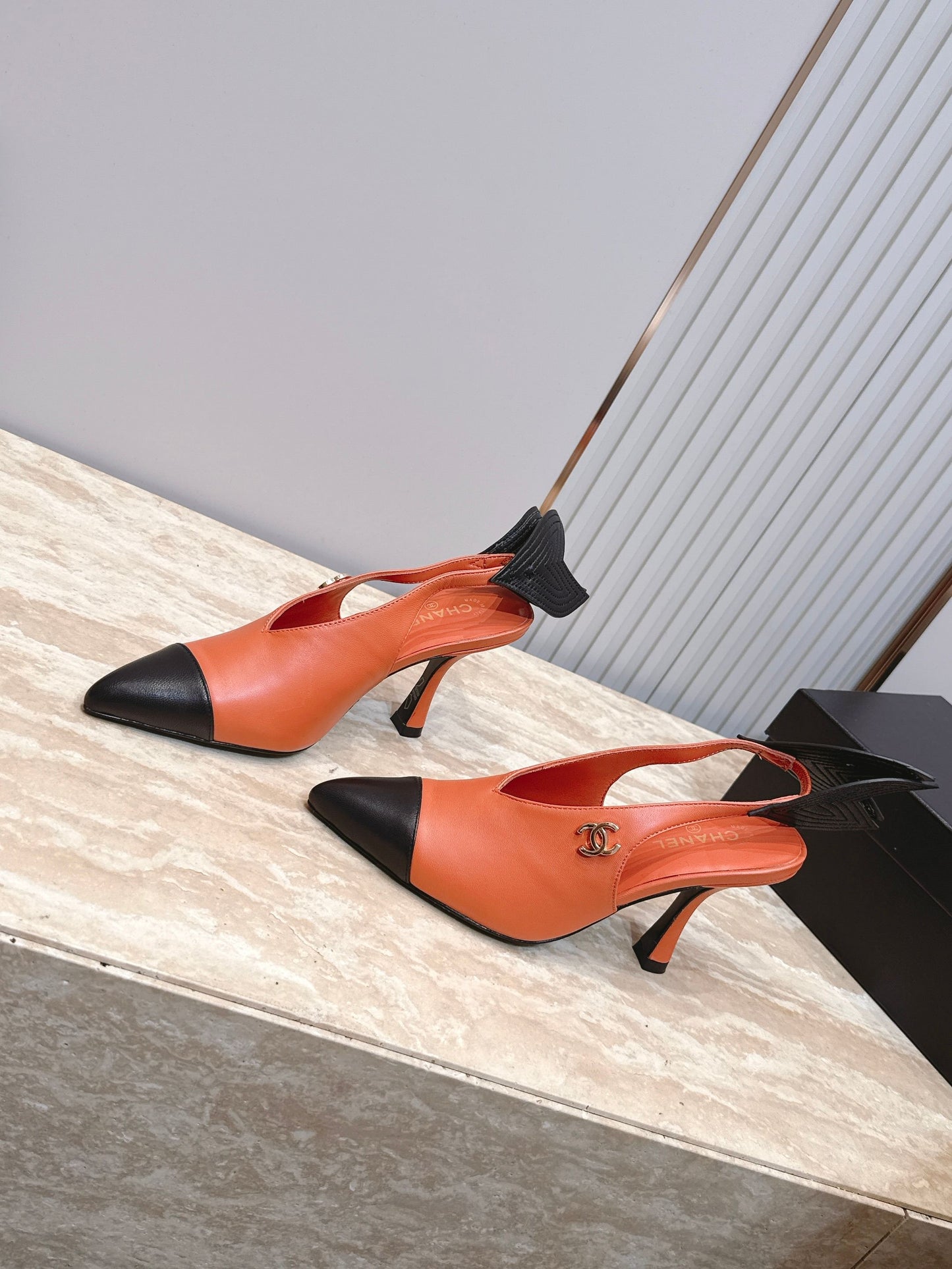 CC Métiers d’art 2026 Slingbacks 9.5cm Coral Orange Lambskin 898978