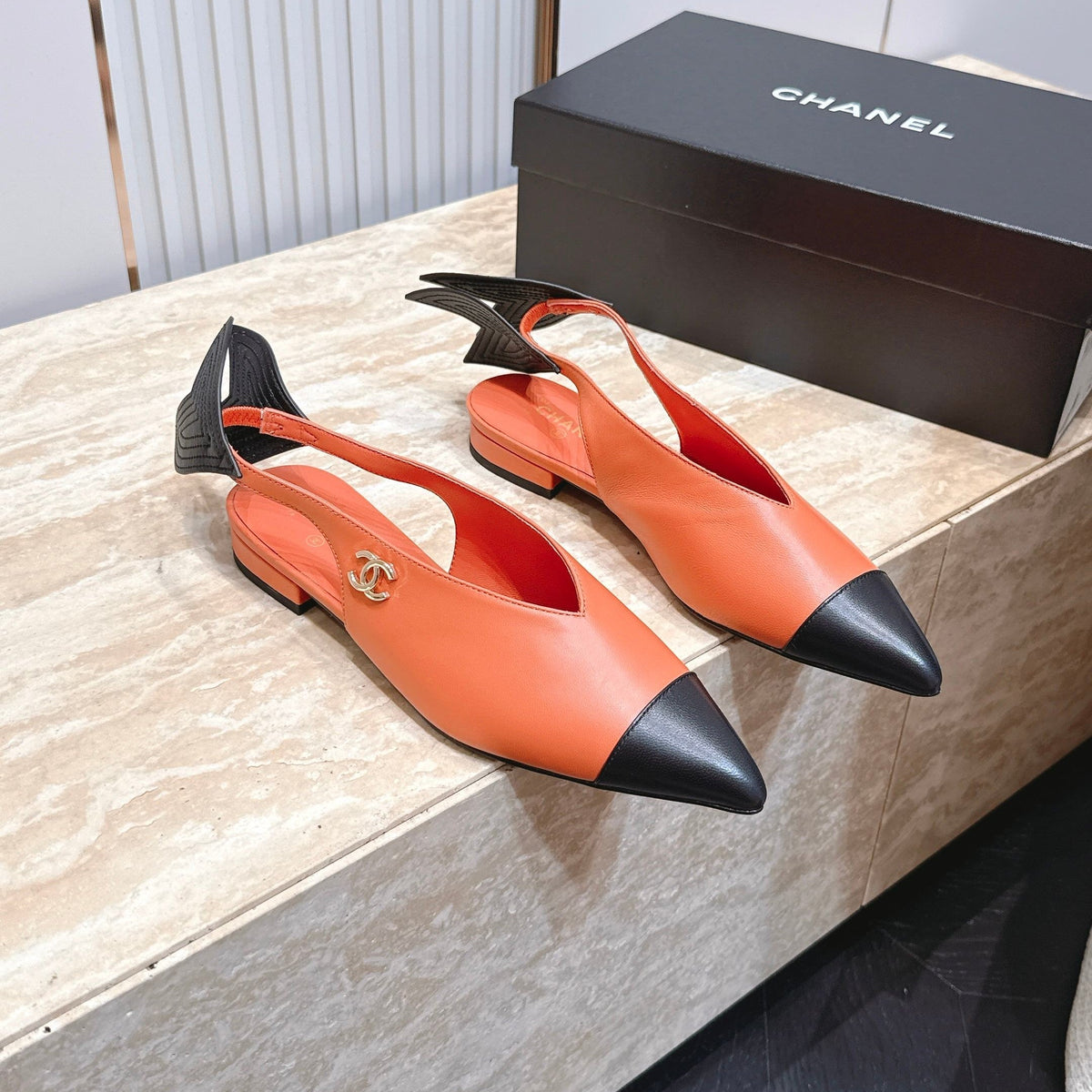 CC Métiers d'Art 2026 Slingback Flats Coral Orange Lambskin 898975