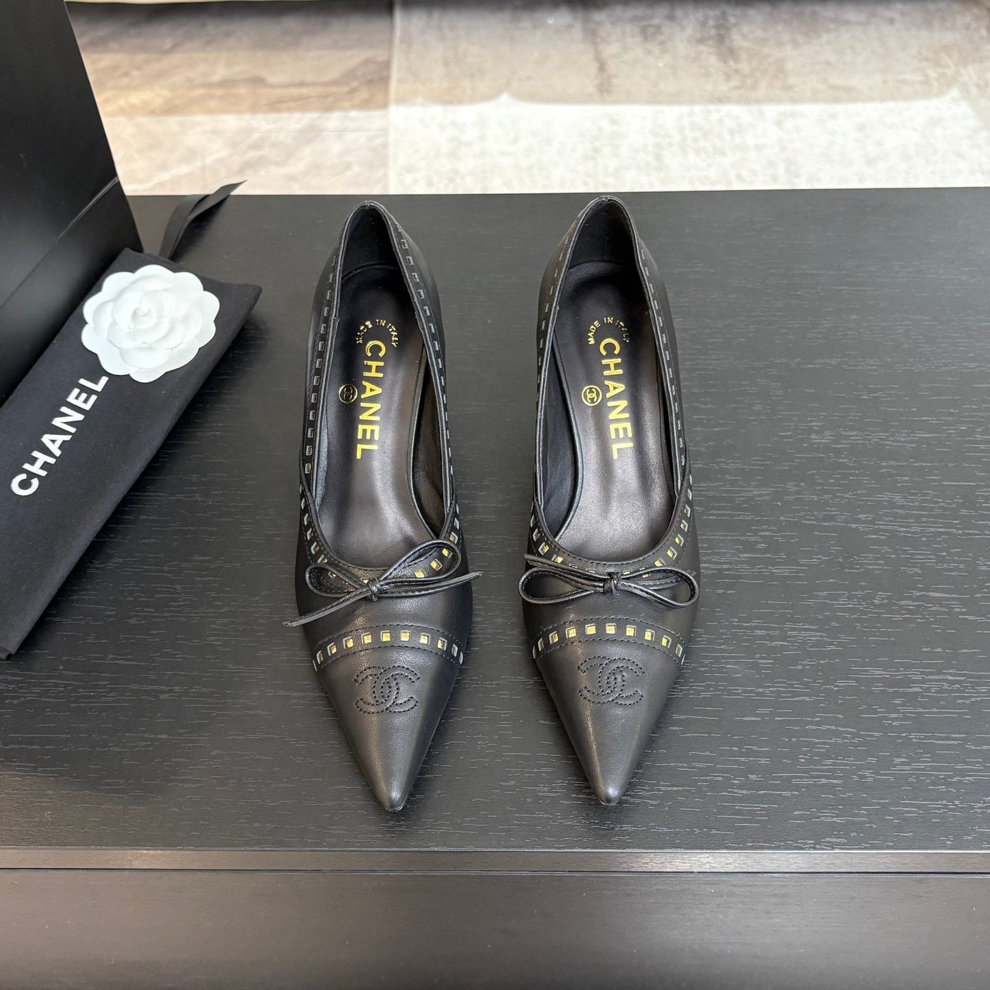 CC Bow Pointed Toe Pumps 6.5cm Black Leather 912934