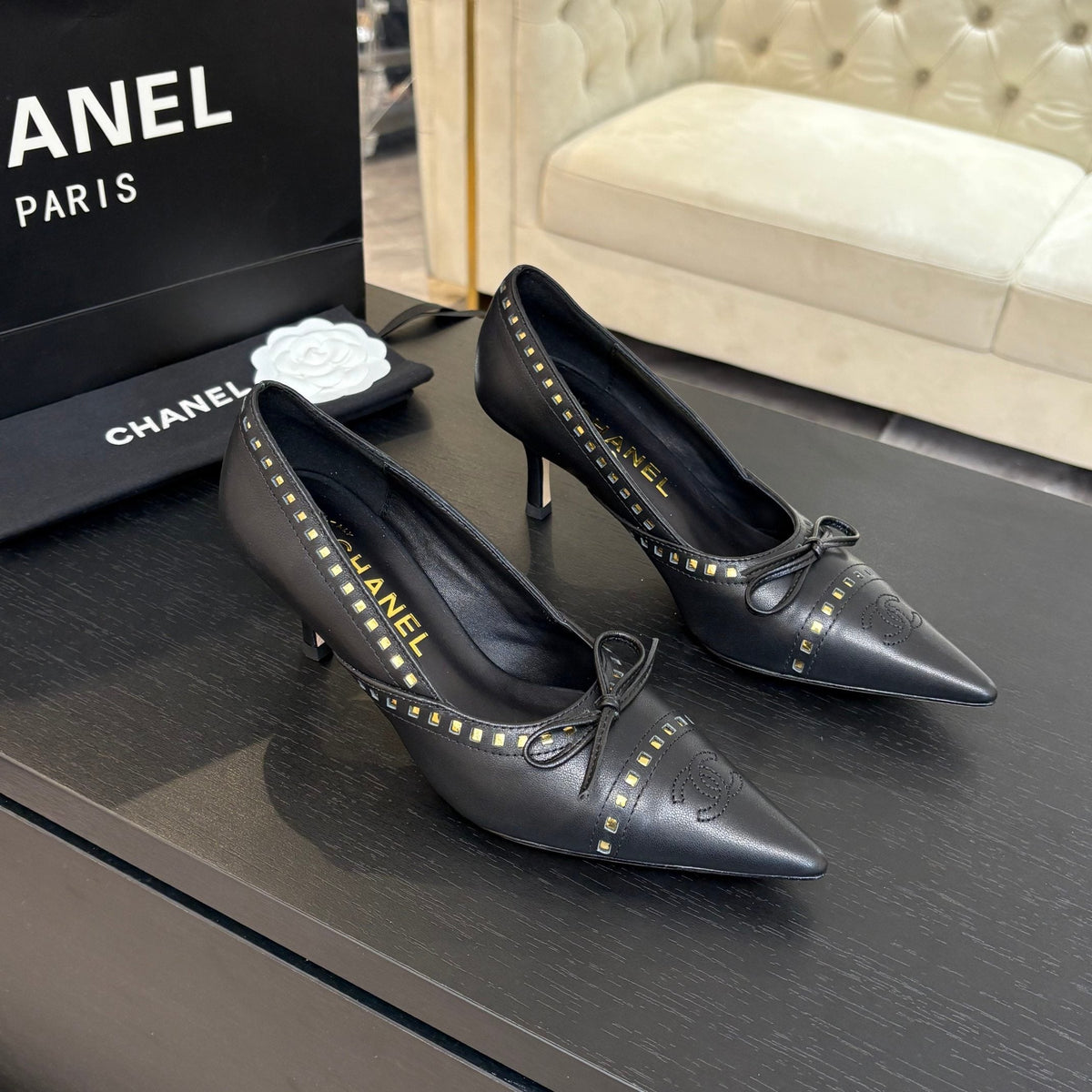 CC Bow Pointed Toe Pumps 6.5cm Black Leather 912934