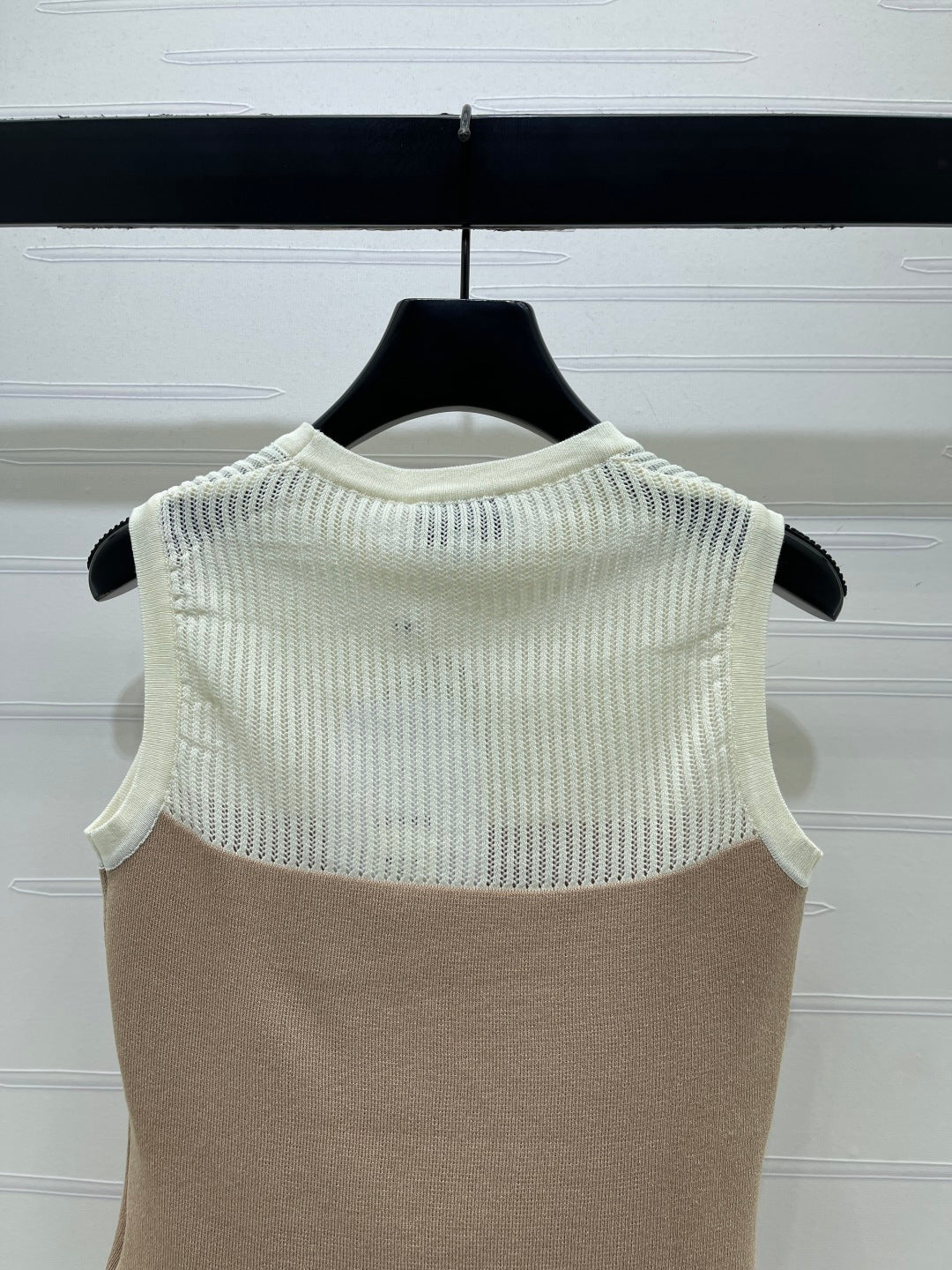 CC Crystal Camellia Tank Top Beige Brown Wool 406415