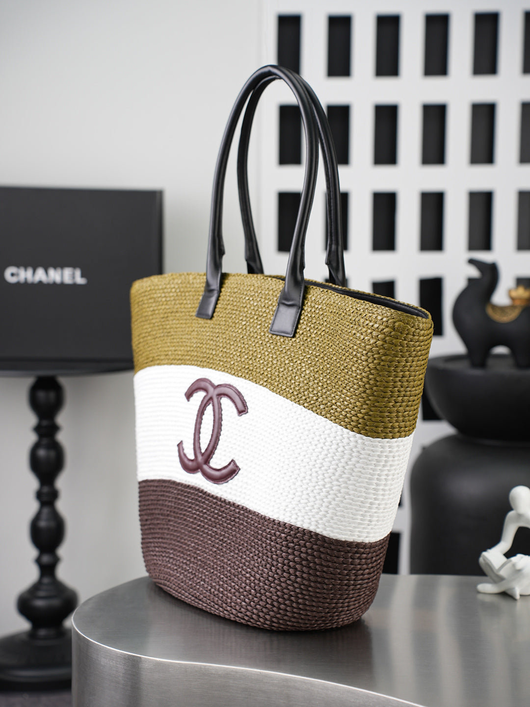 CC Coco Beach Maxi Shopping 58cm Bag Khaki White Brown Braided Raffia 162467