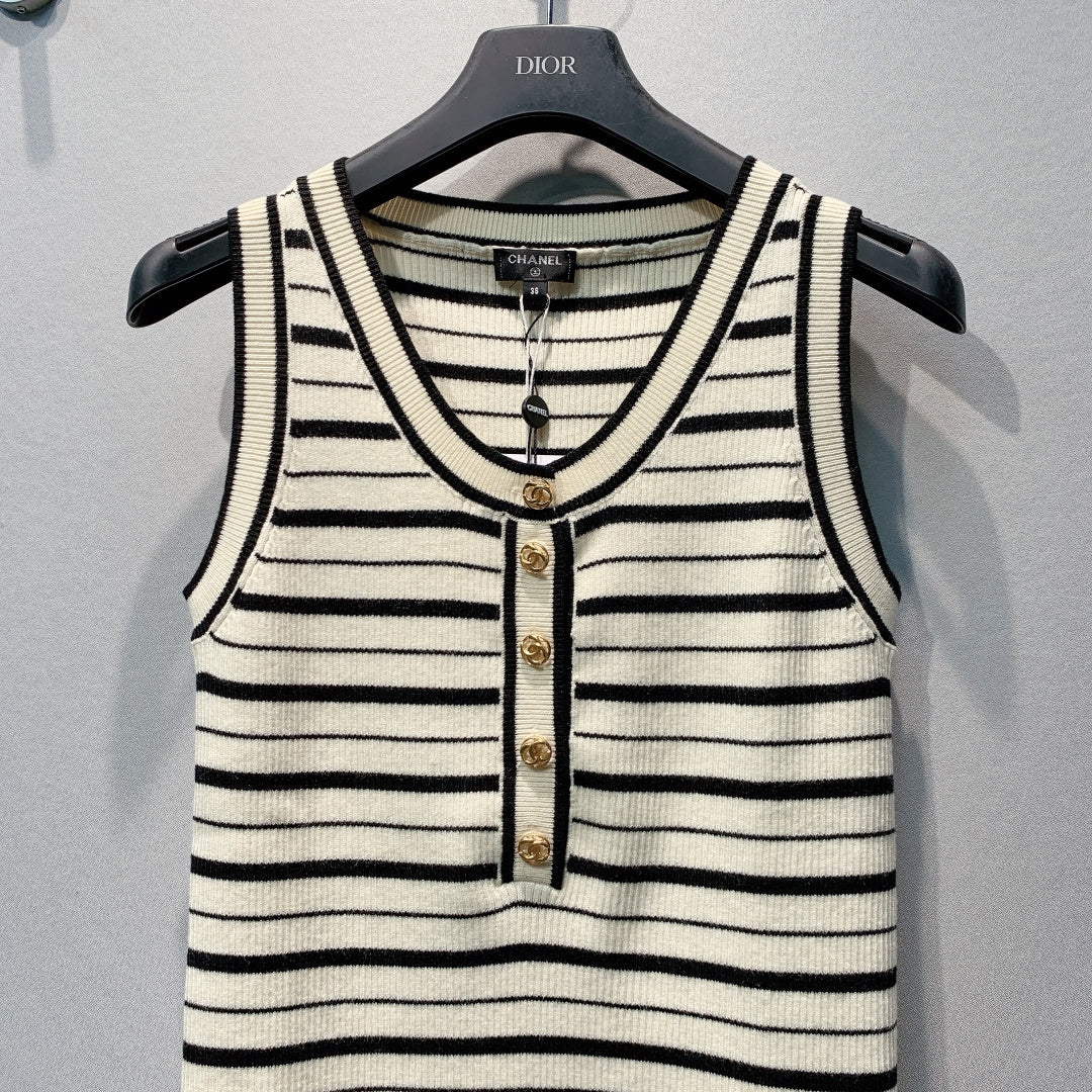 CC Striped Ribbed Knit Tank Top White Black Silk 411316