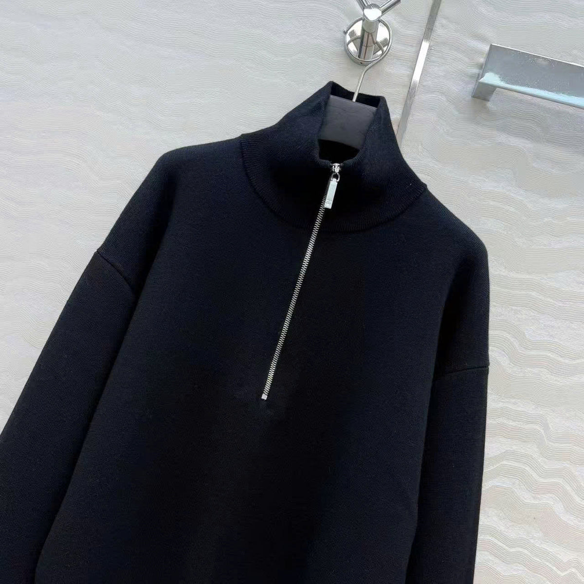 CC 26s Turtleneck Pullover Black Cashmere