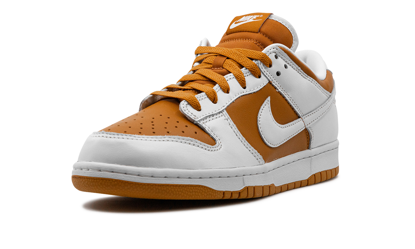 Dunk Low "Reverse Curry" FQ6965 700