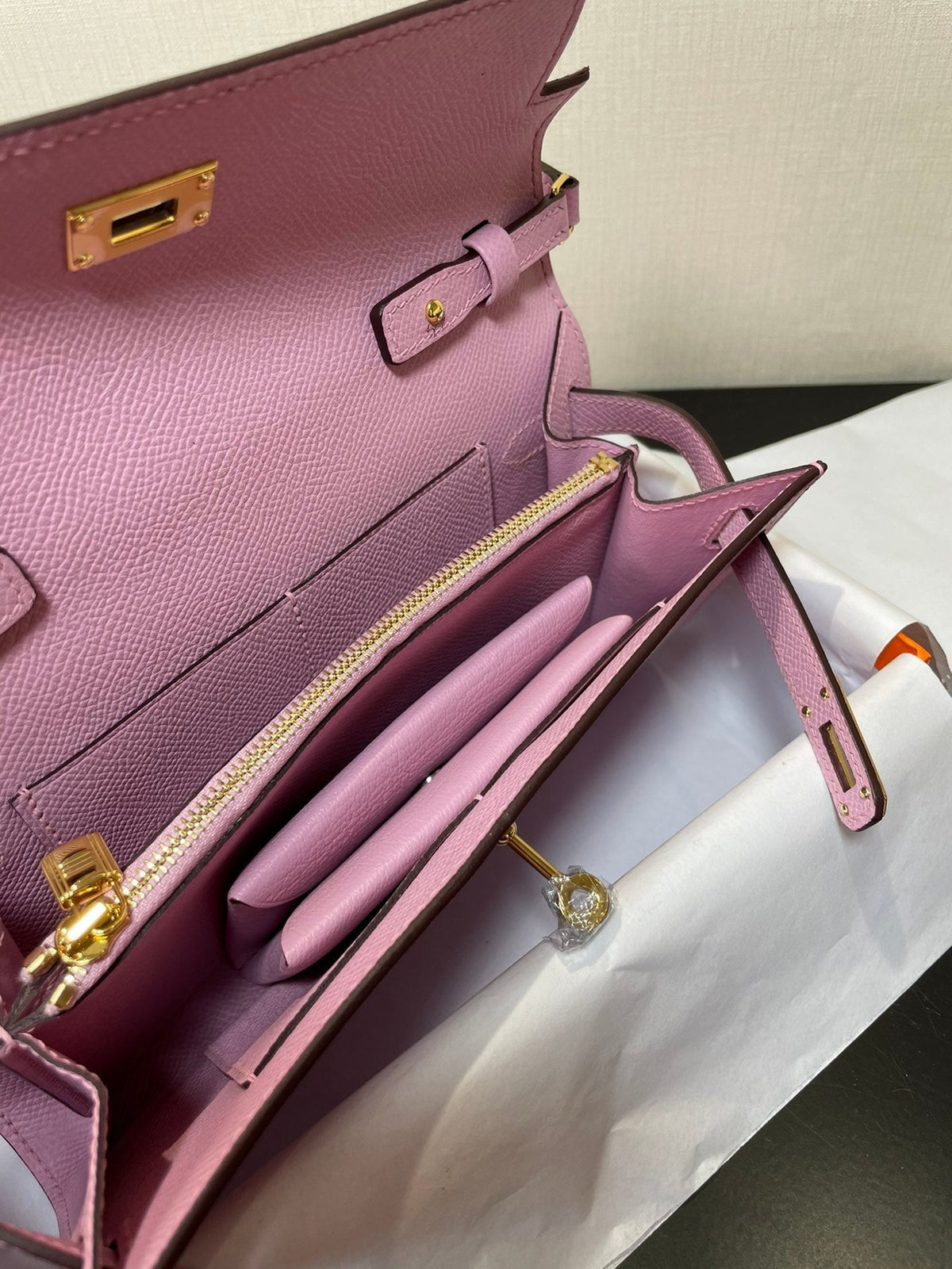 kelly woc 20.5 light pink epsom gold hardware
