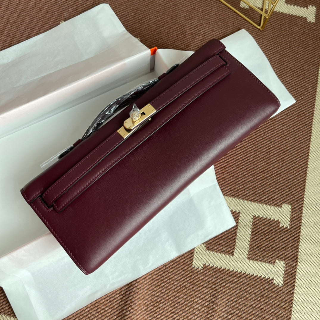 HM Kelly Cut 31cm Maroon Swift Leather Ghw