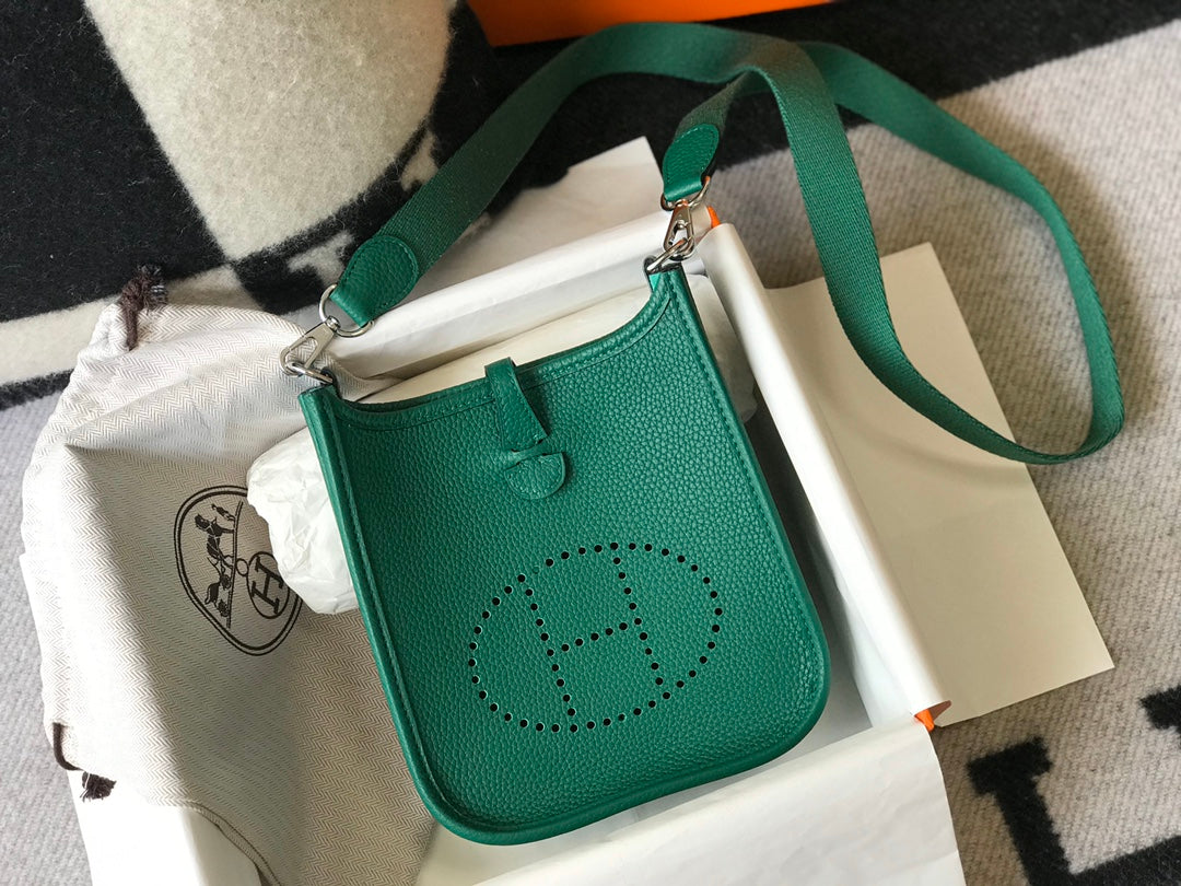 Mini Evelyne 18cm Dark Green Togo Silver Hardware