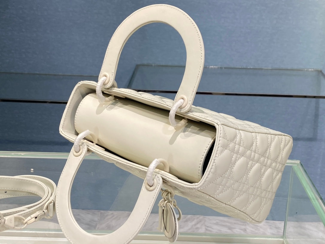 medium lady 24 matte white calfskin matte white hardware