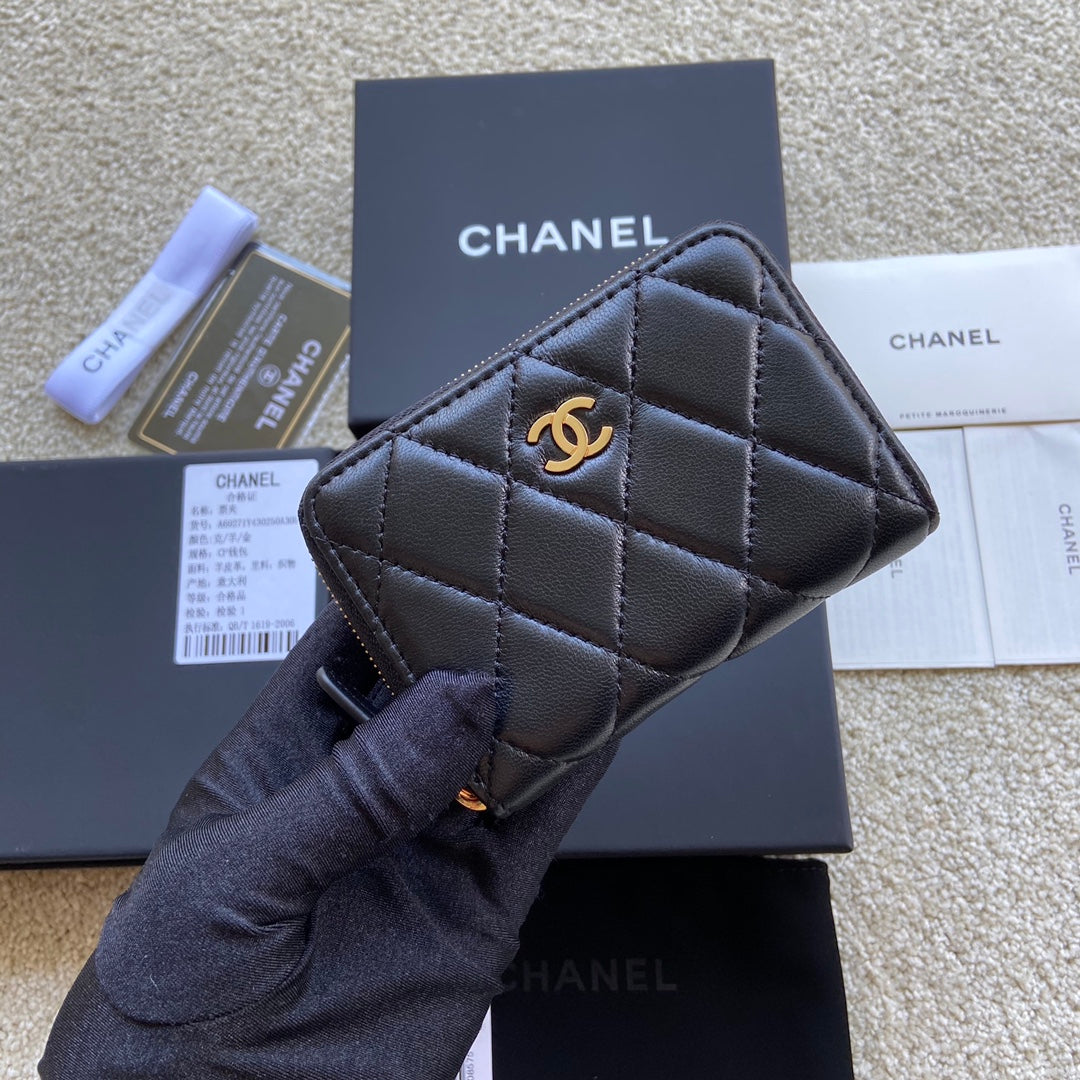 CC Classic Zipper Card Holder Black Sheepskin GHW 156537