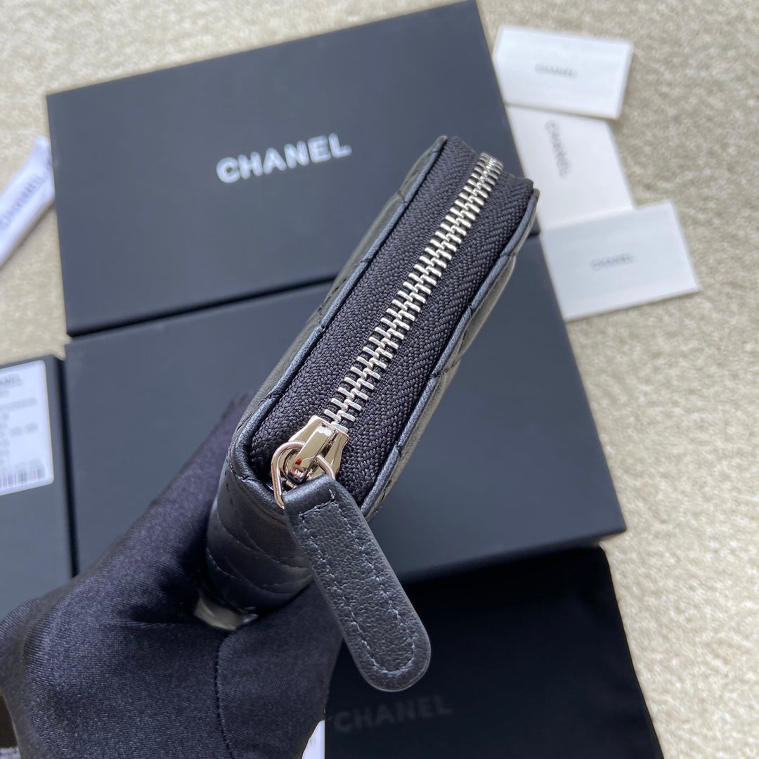CC A50097 Classic Zipper Wallet Black Caviar Sliver Steel 229658