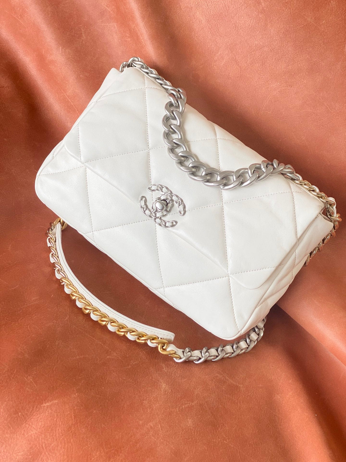 CC 19 Handbag 25cm White Calfskin Gold Hardware mix Sliver Hardware