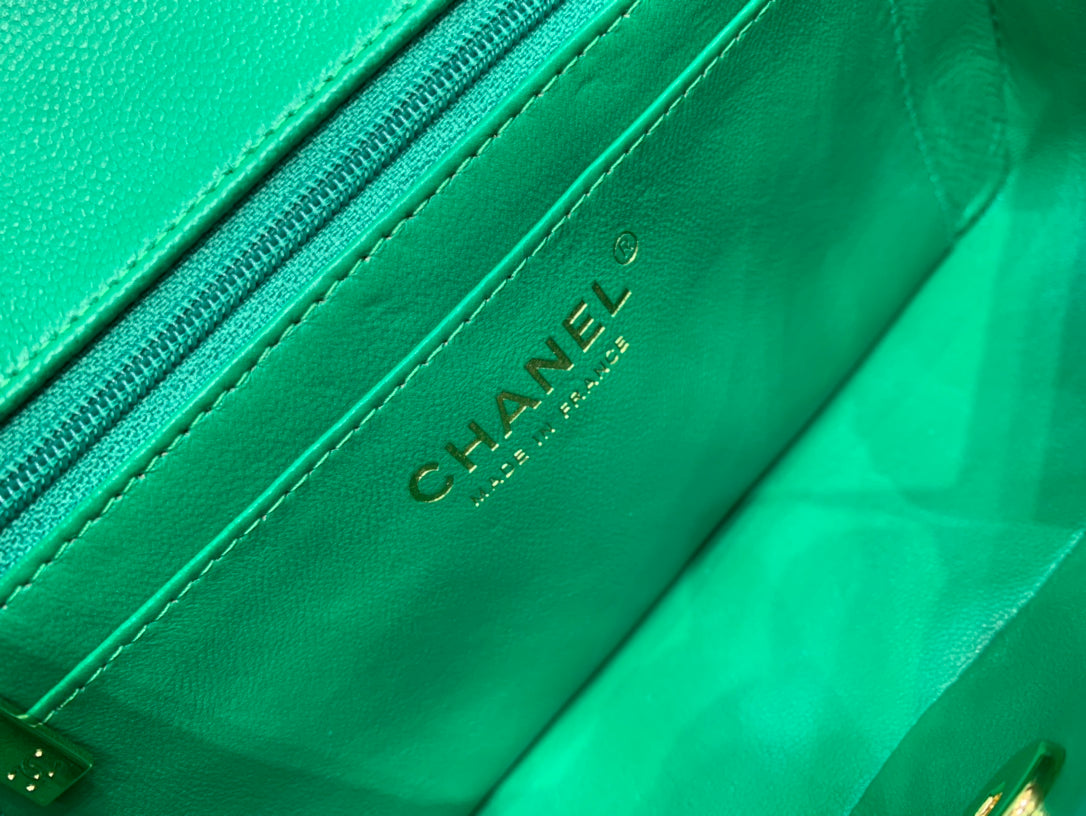 flap bag mini 20cm dark green caviar gold hardware