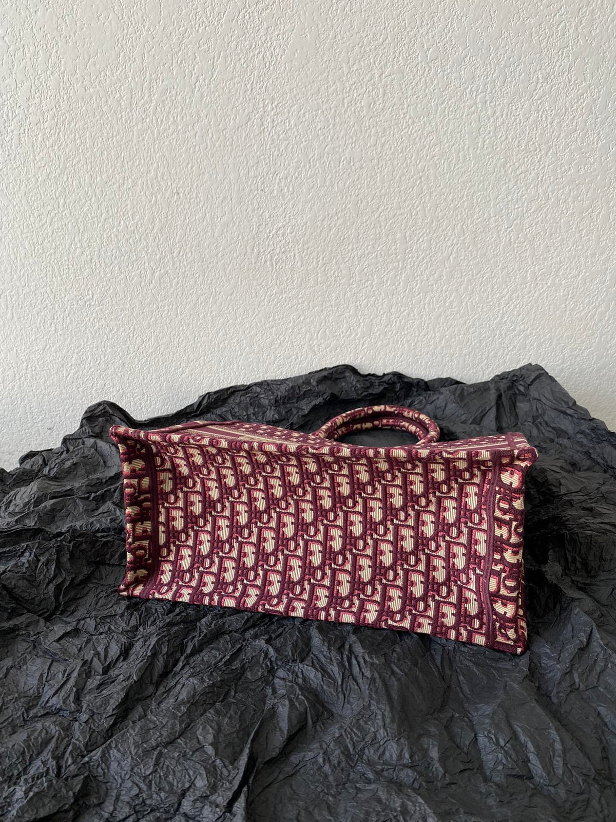 Medium CD Book Tote 36cm Burgundy Retro Style D Letter Embroidery
