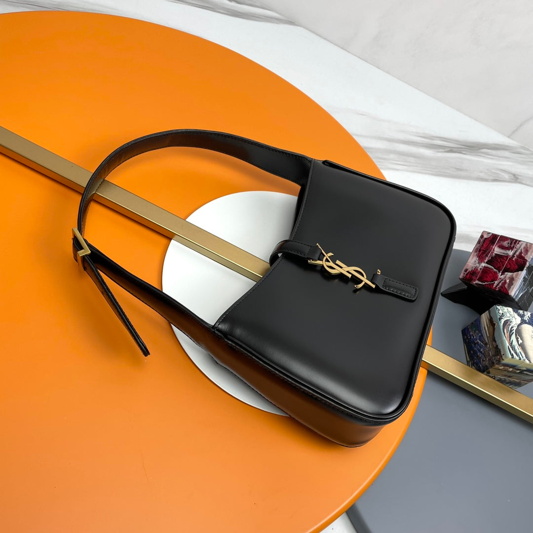 YSL Le 5 À 7 Hobo Bag 25cm Black with Gold hardware in Cowhide 285549