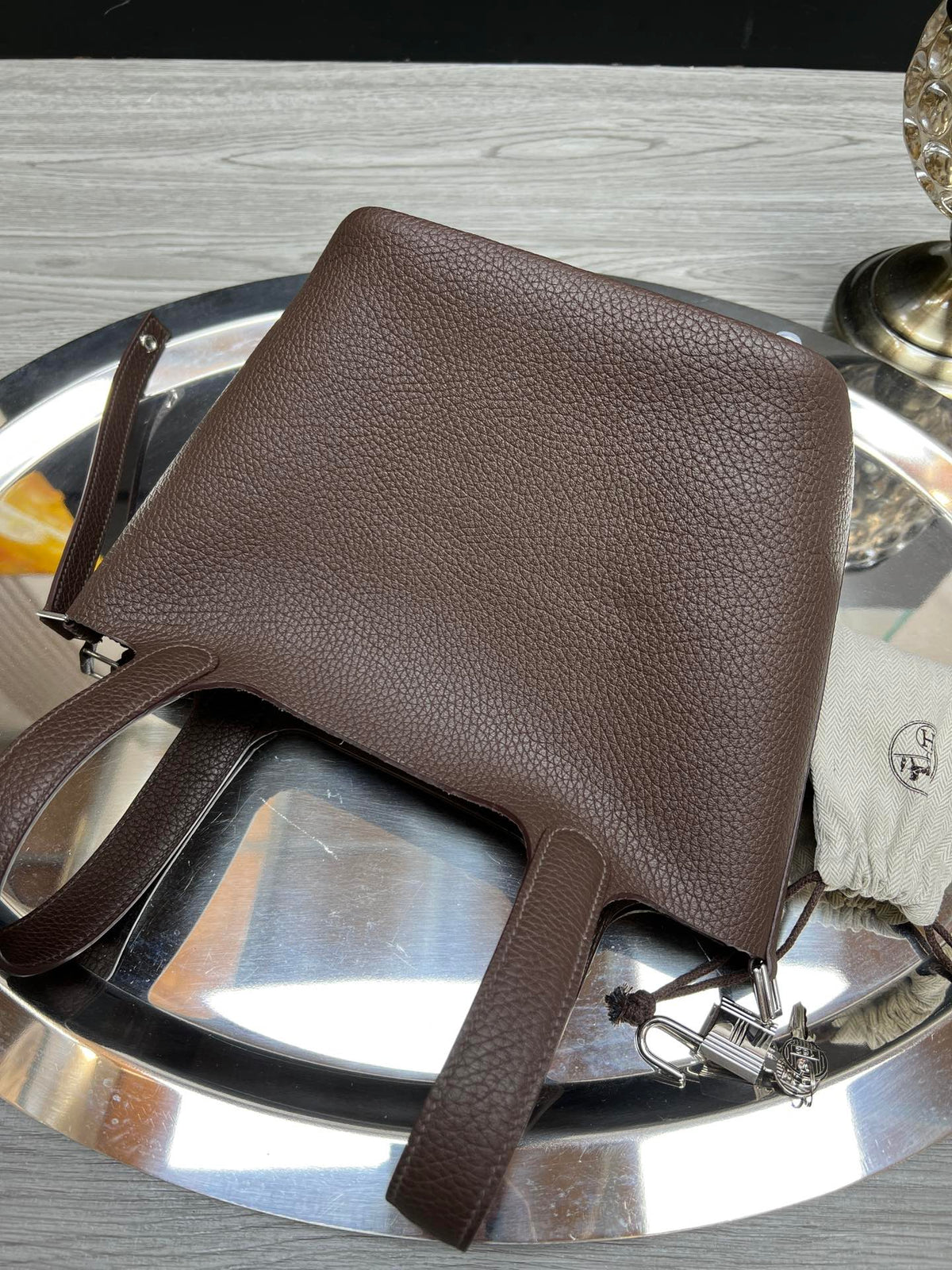 HM PICOTIN LOCK 18 CHOCOLATE TOGO LEATHER