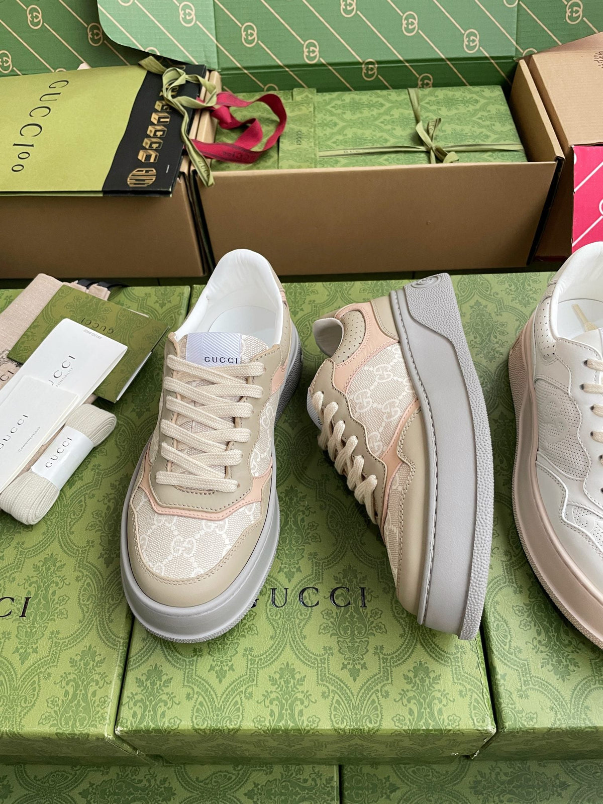 GG 26 Sneaker Beige Gray Canvas Calfskin 632890