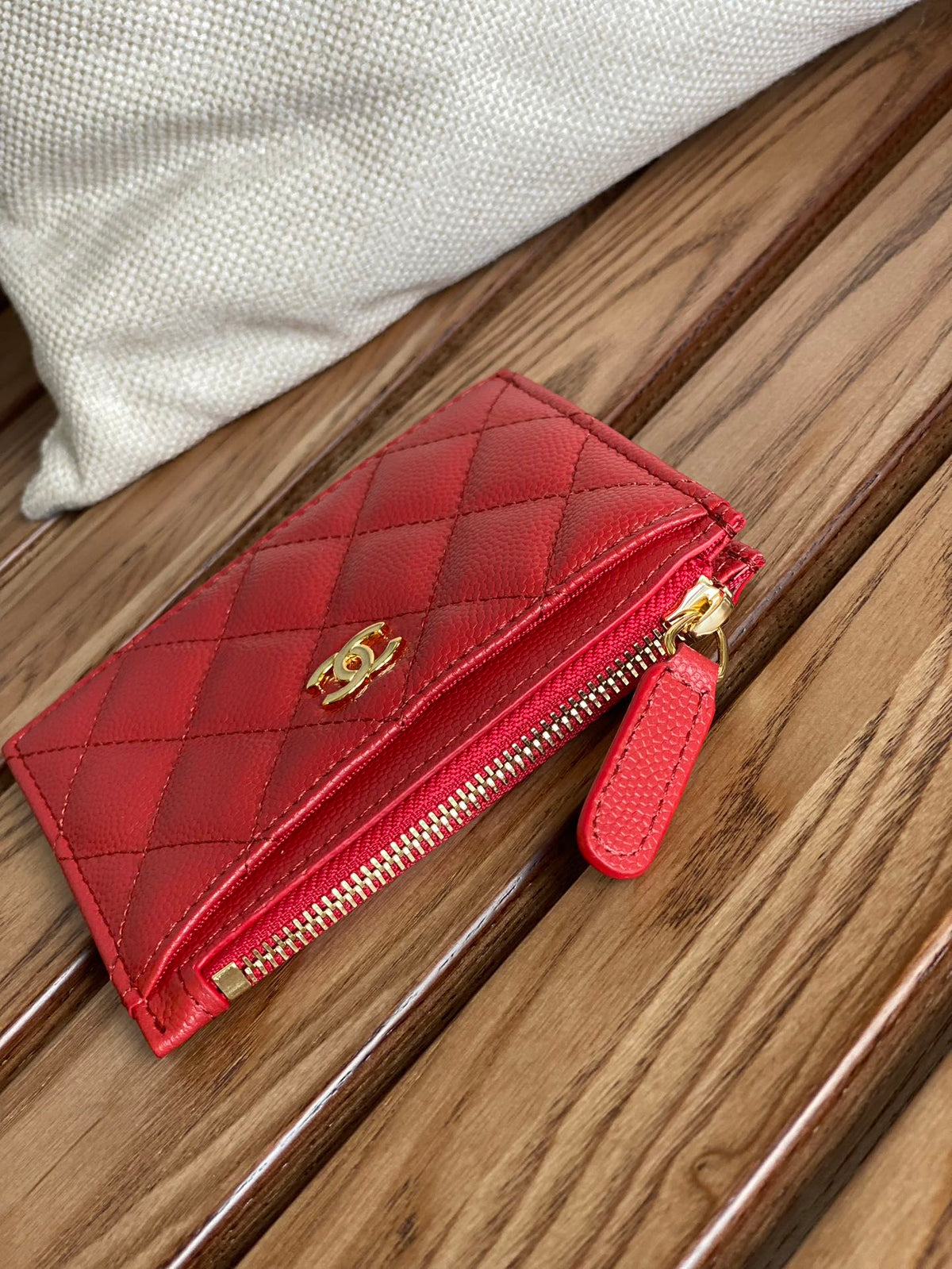CC A84105 Coin Case Red Gold Metal Caviar 240739