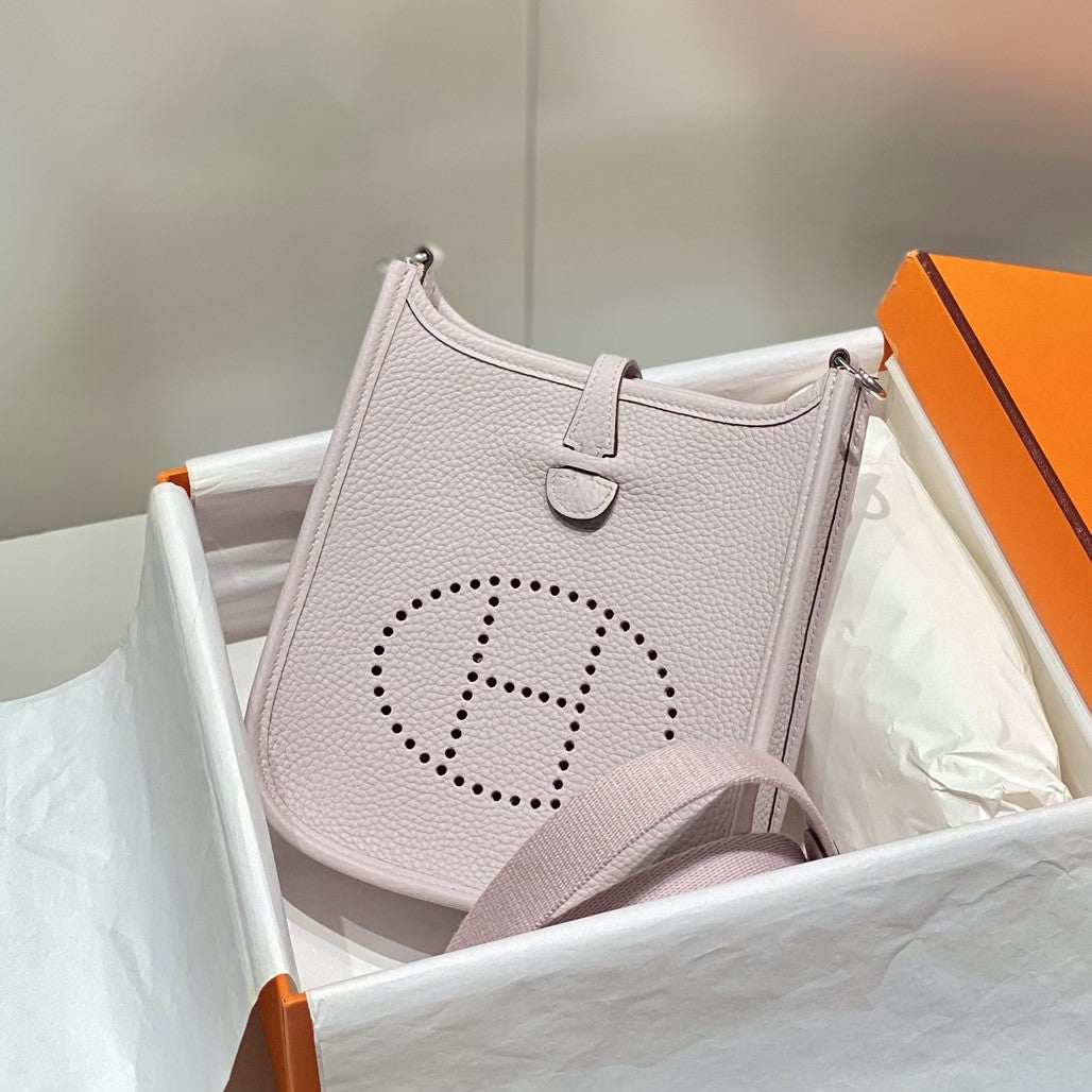 Mini Evelyne 18cm Light Pink Togo Shw