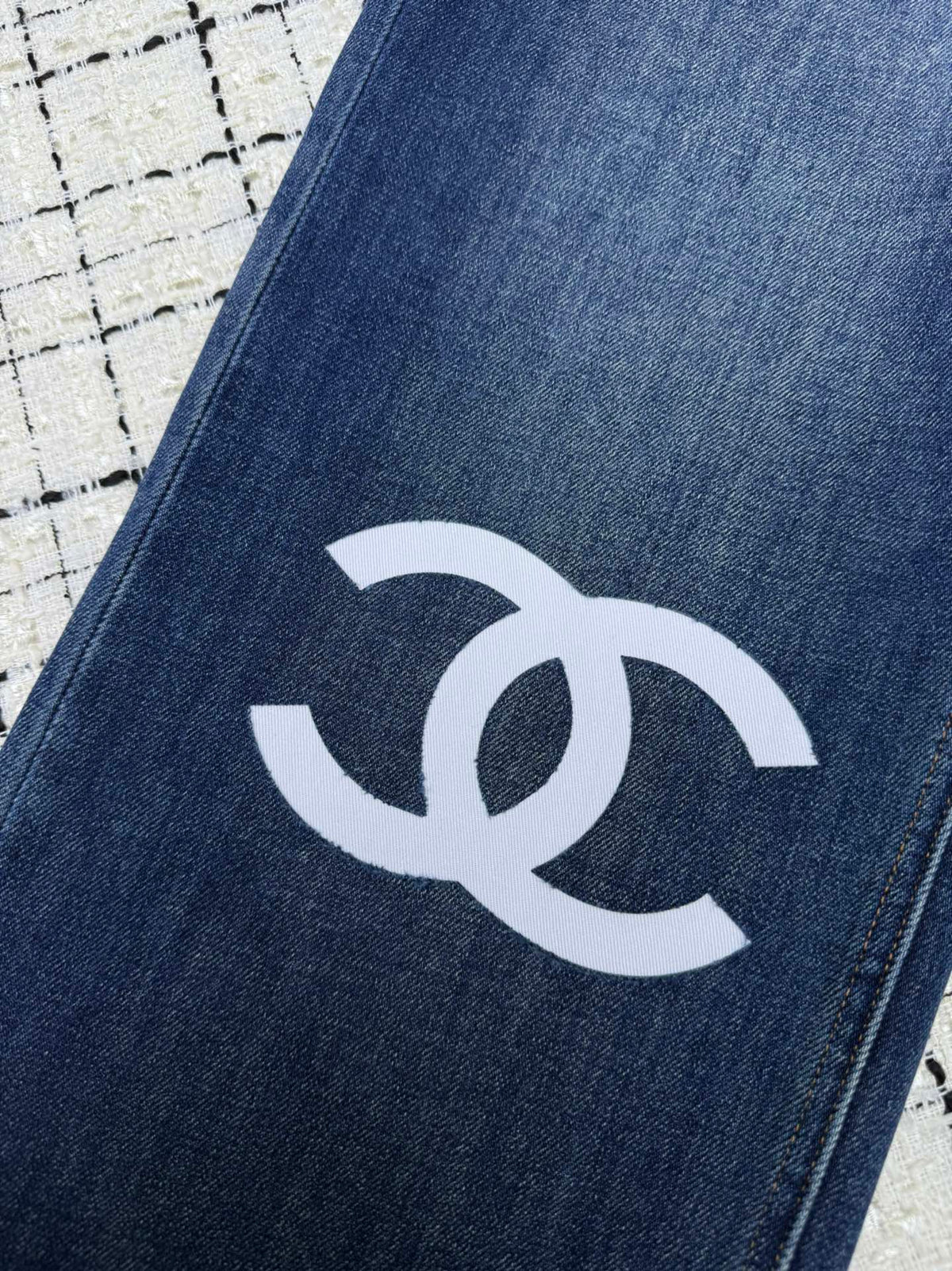 CC 26s Straight-Leg Jeans 760