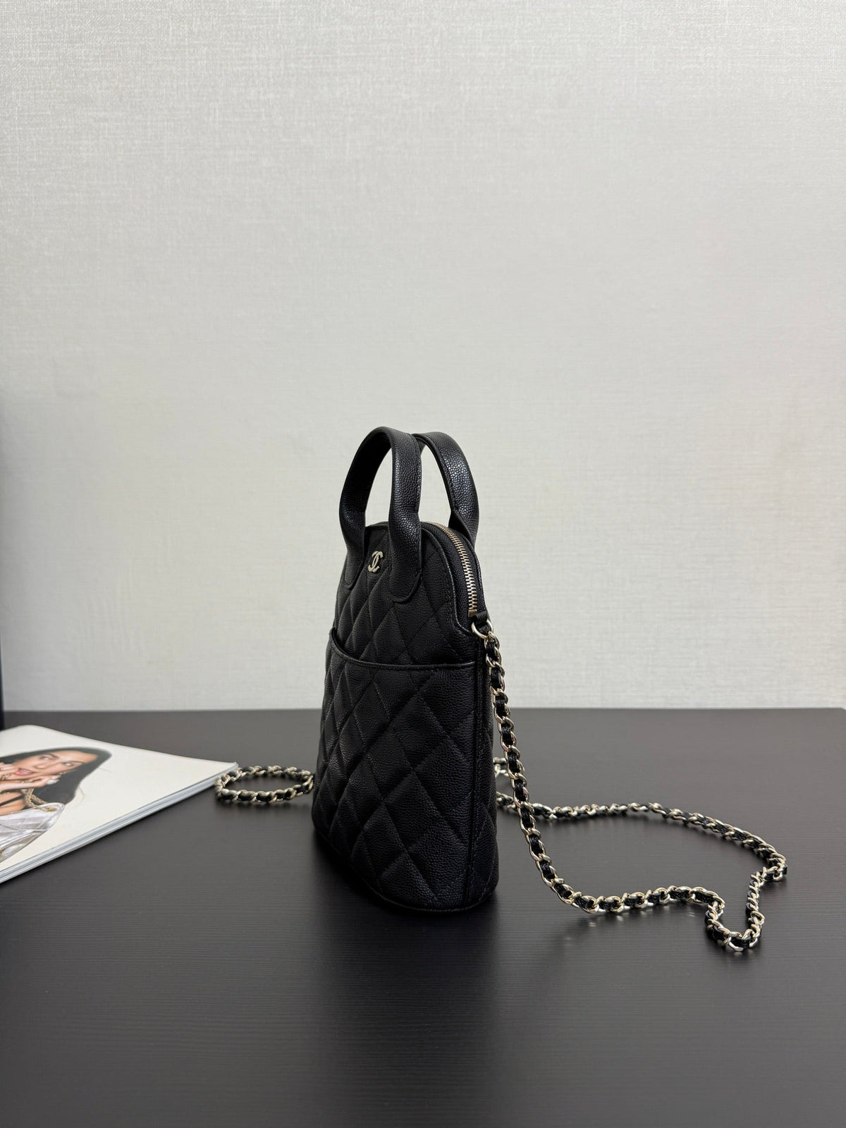 CC 25A Shell Bag Phone Case Black Caviar