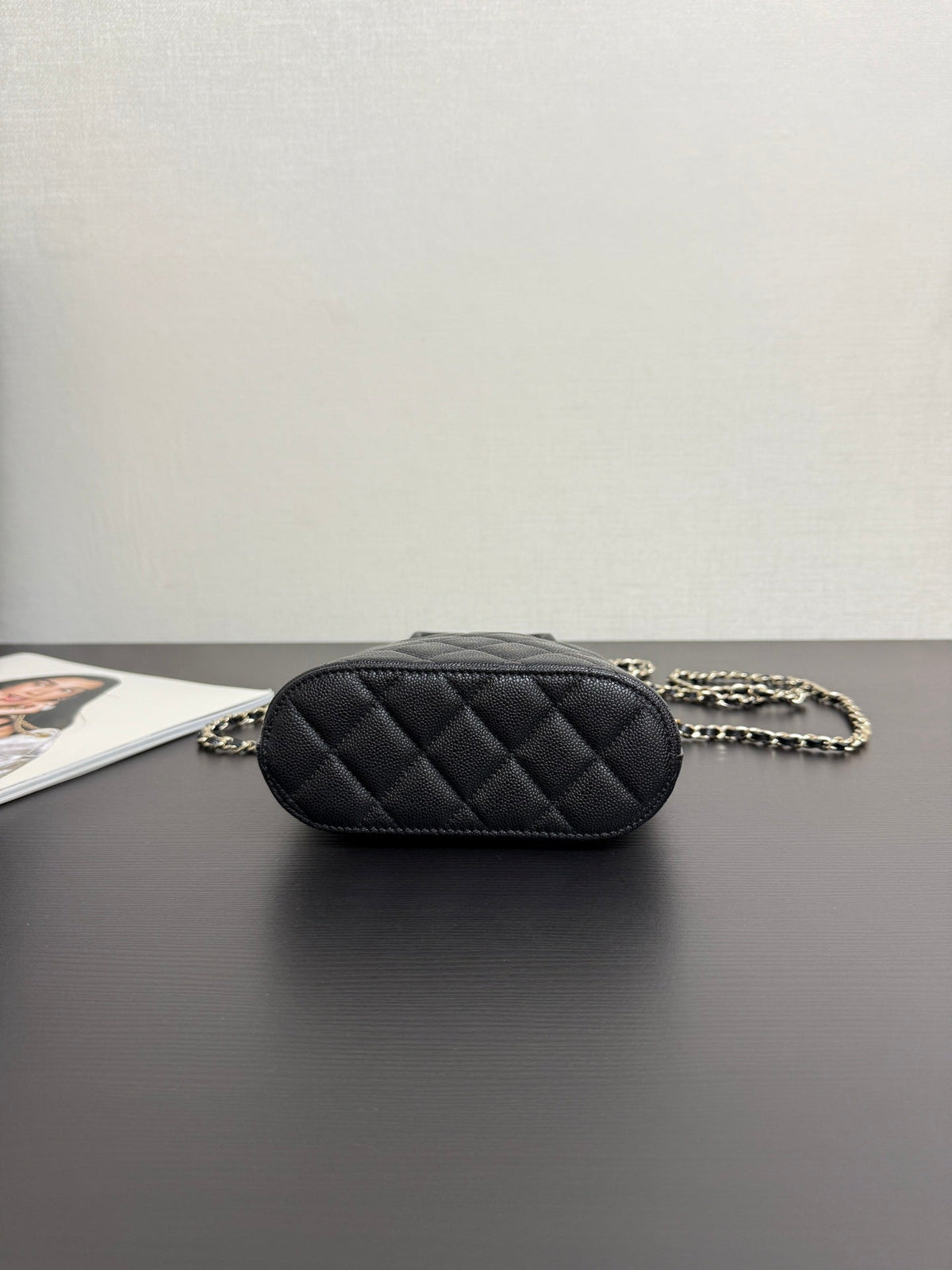 CC 25A Shell Bag Phone Case Black Caviar